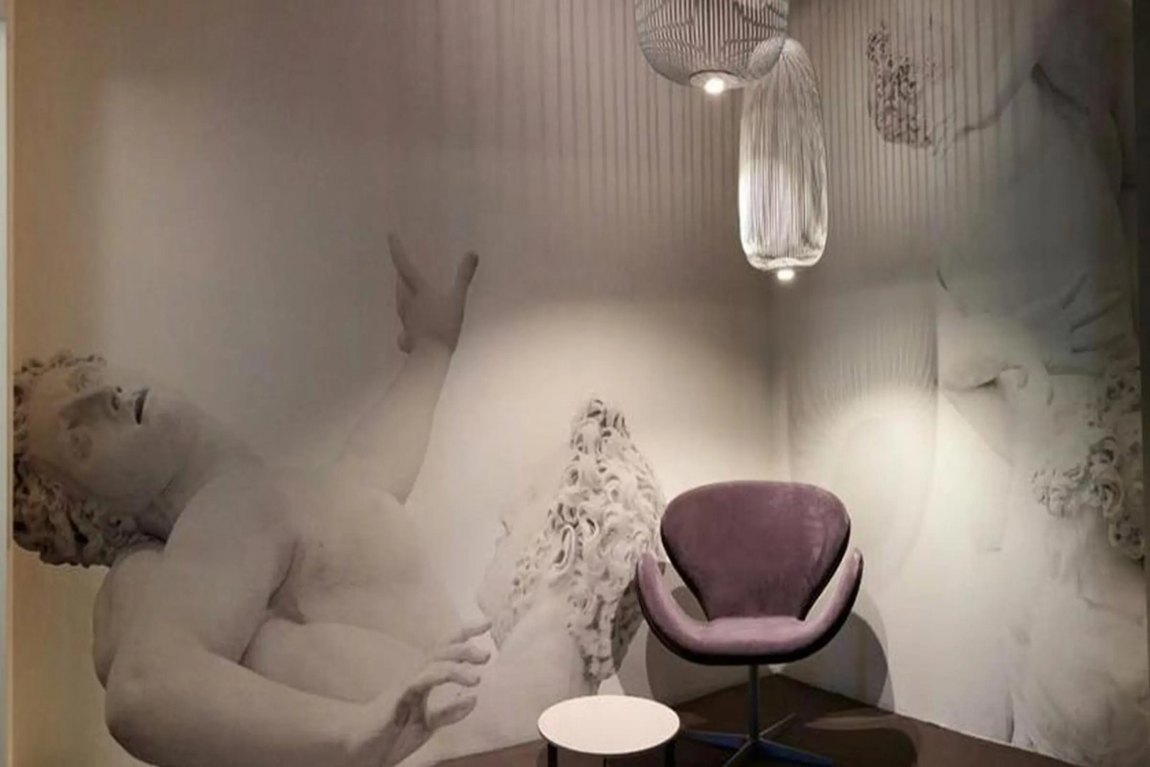 Glance Hotel In Florence