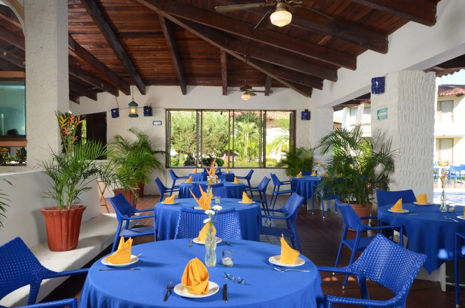 Cabo Blanco Hotel & Marina