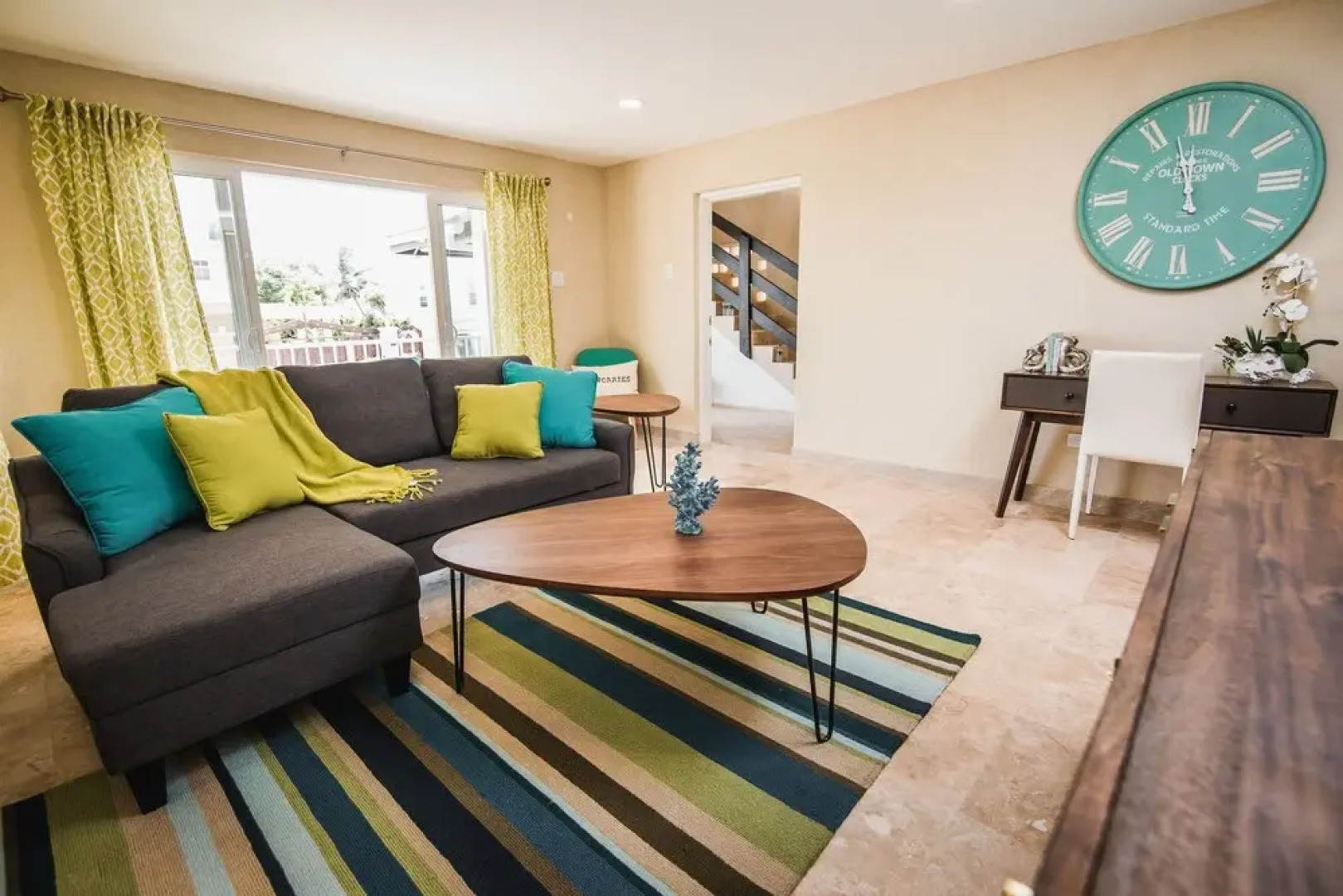 Lighthouse Look Apartments