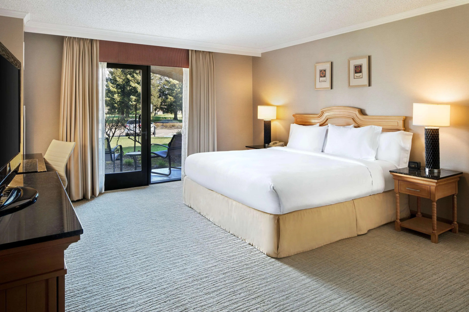 DoubleTree by Hilton Sonoma - Wine Country