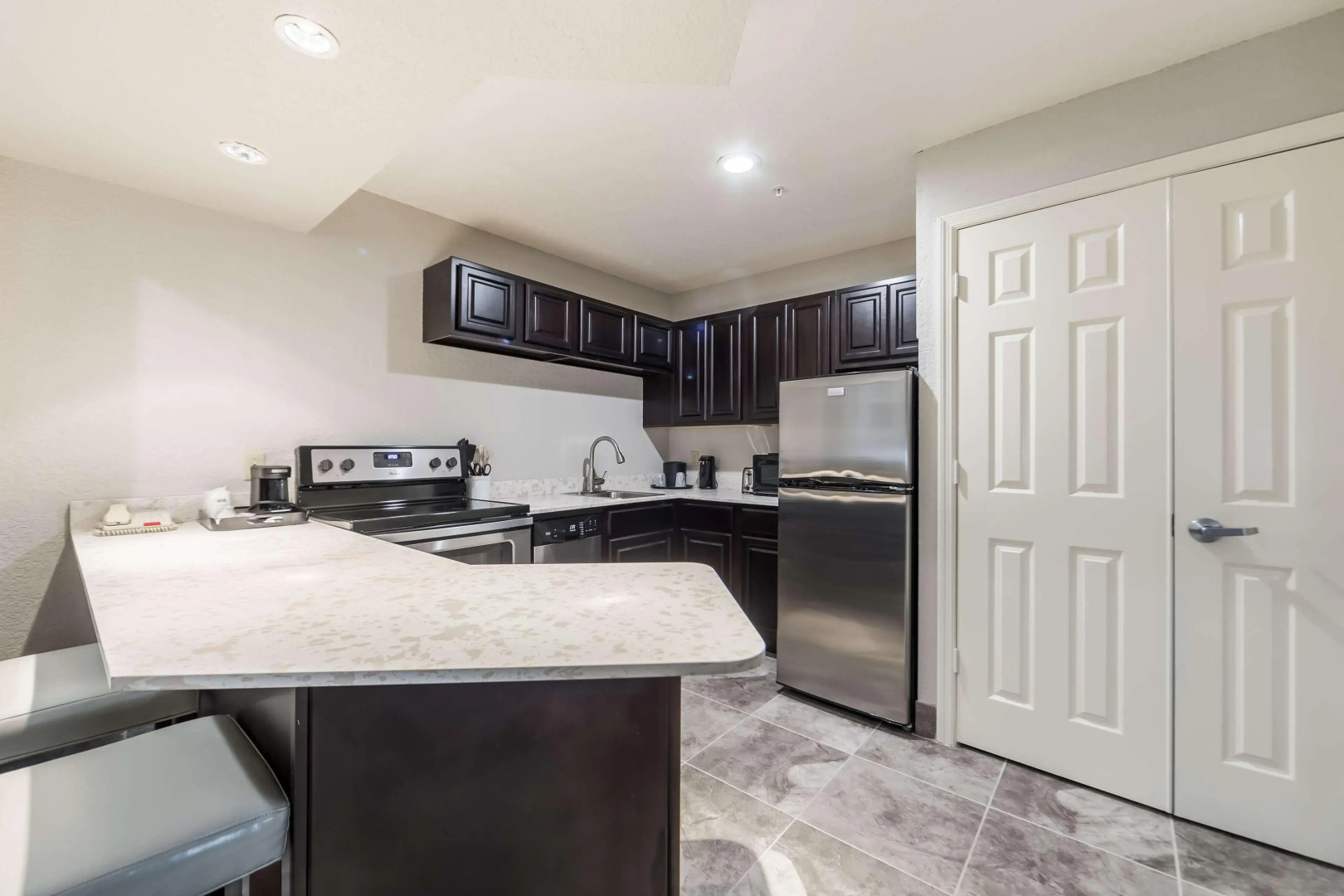 Best Western Plus Sebastian Hotel & Suites