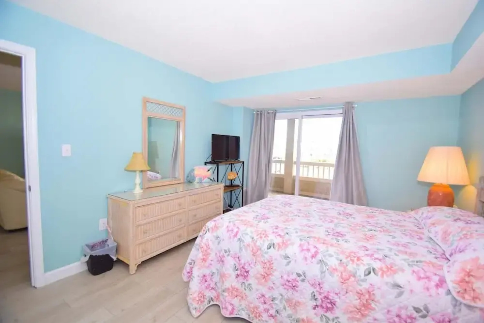 Seascape-heron Harbour 200-9 2 Bedroom Condo by RedAwning