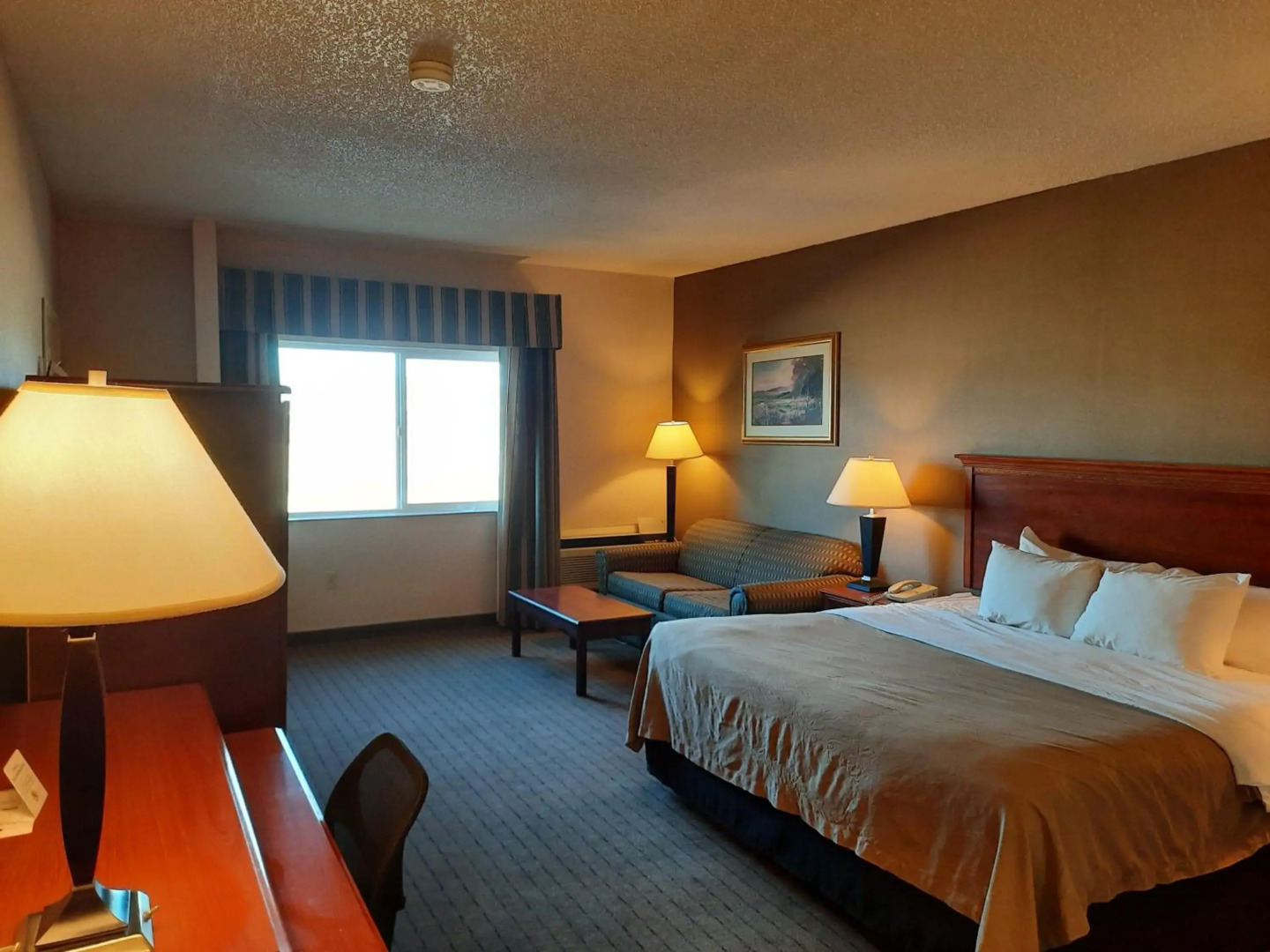 Quality Inn & Suites Grants - I-40