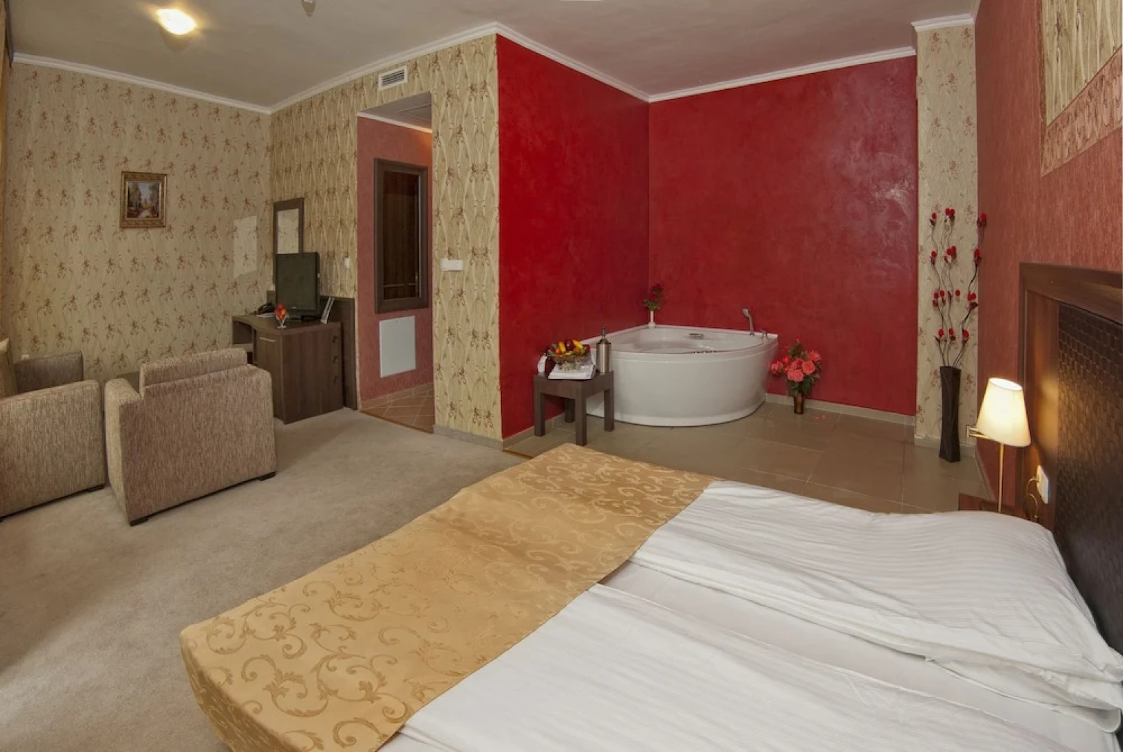 St. Spas Hotel & Balneo Complex