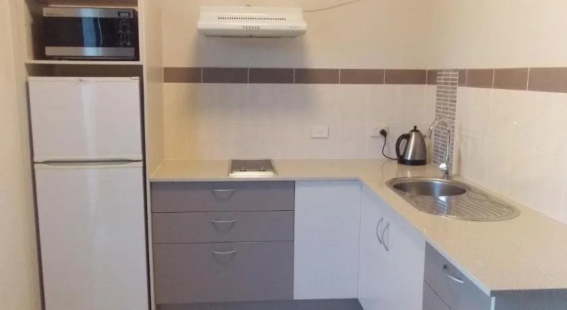 Emerald Executive Apartments