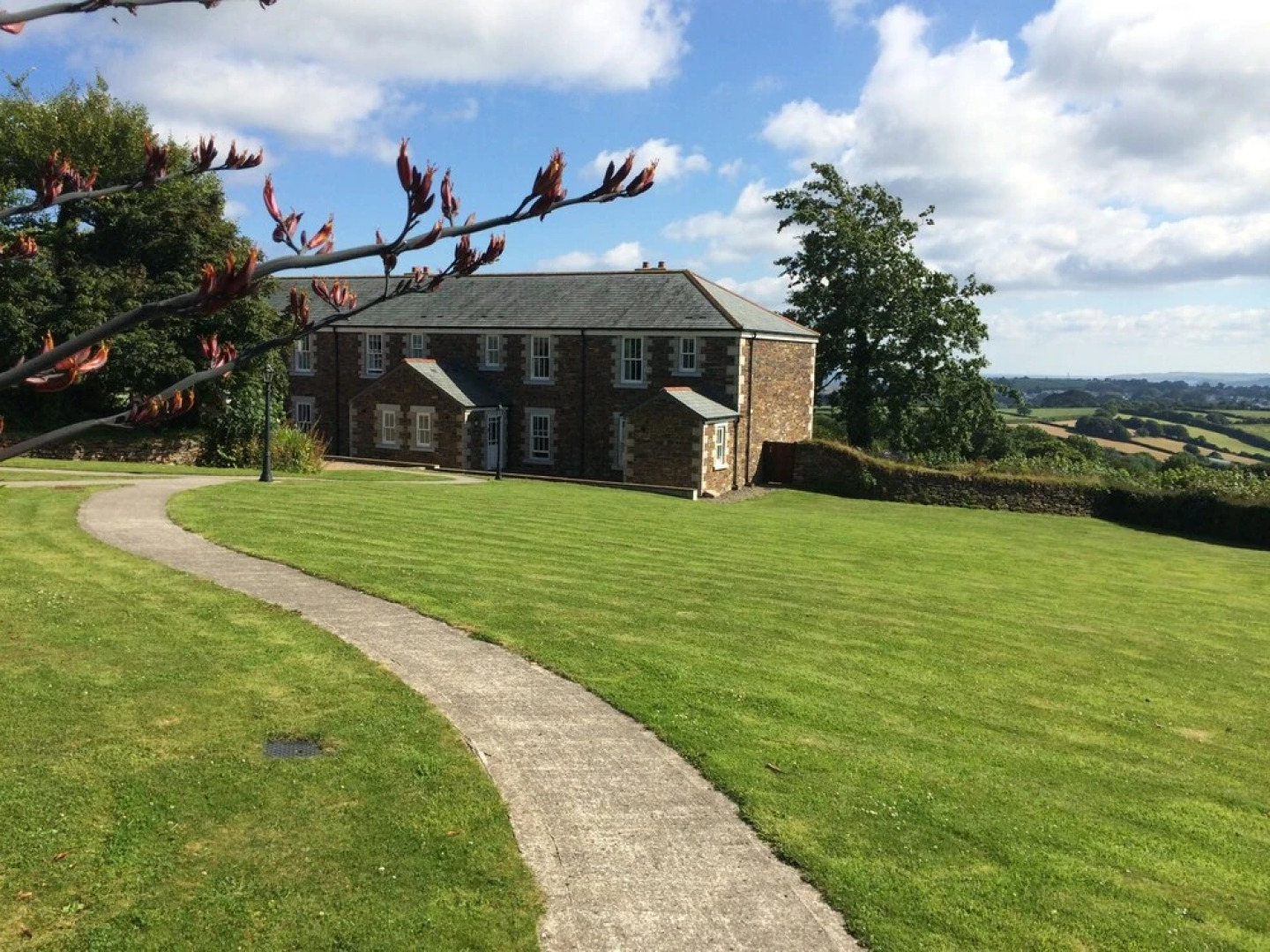 Green Acres Cottages