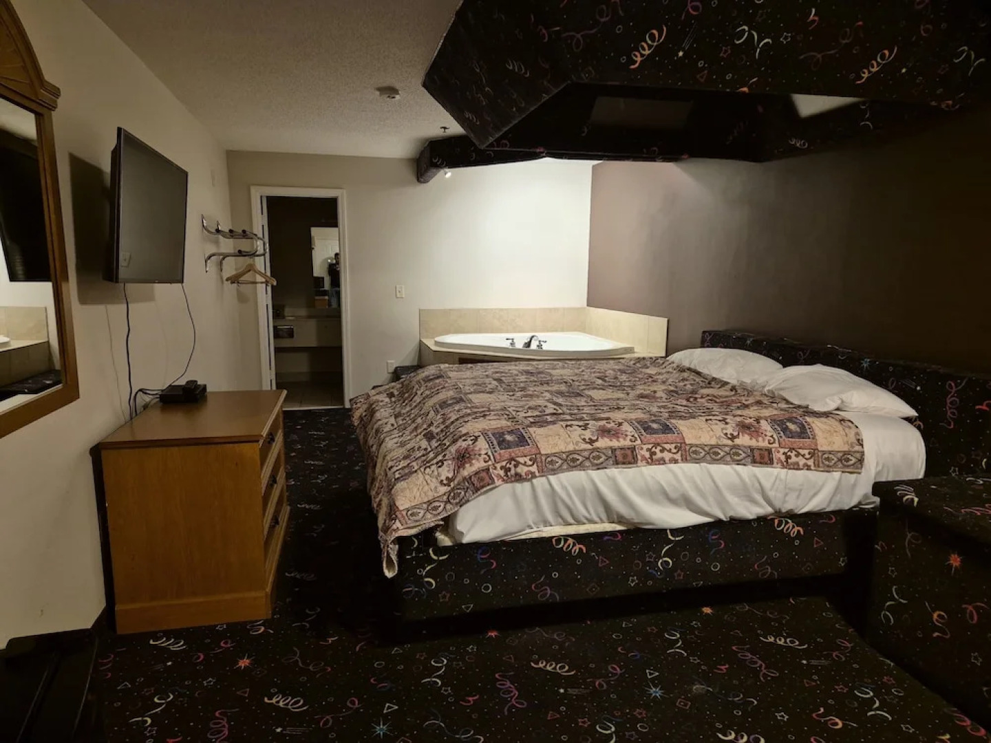 General Bragg Inn & Suites By OYO Chickamauga