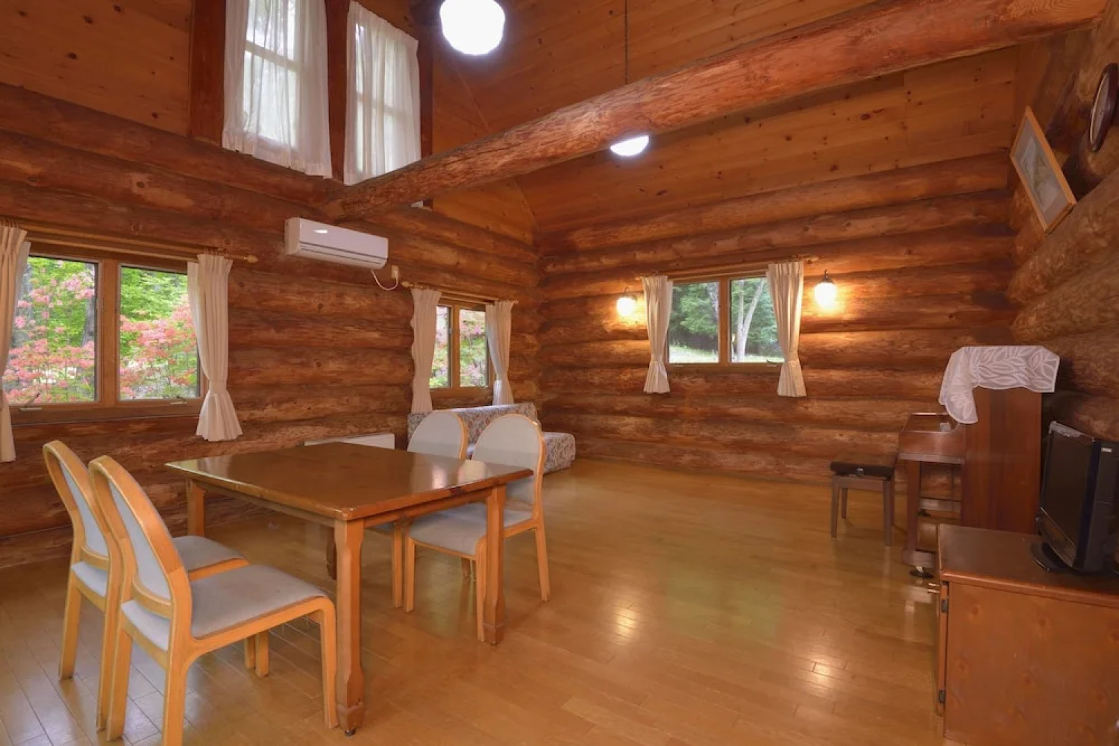 Forest Resort Conifer Iwabitsu