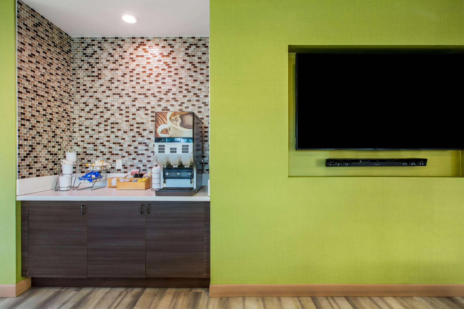 La Quinta Inn & Suites by Wyndham Pomona