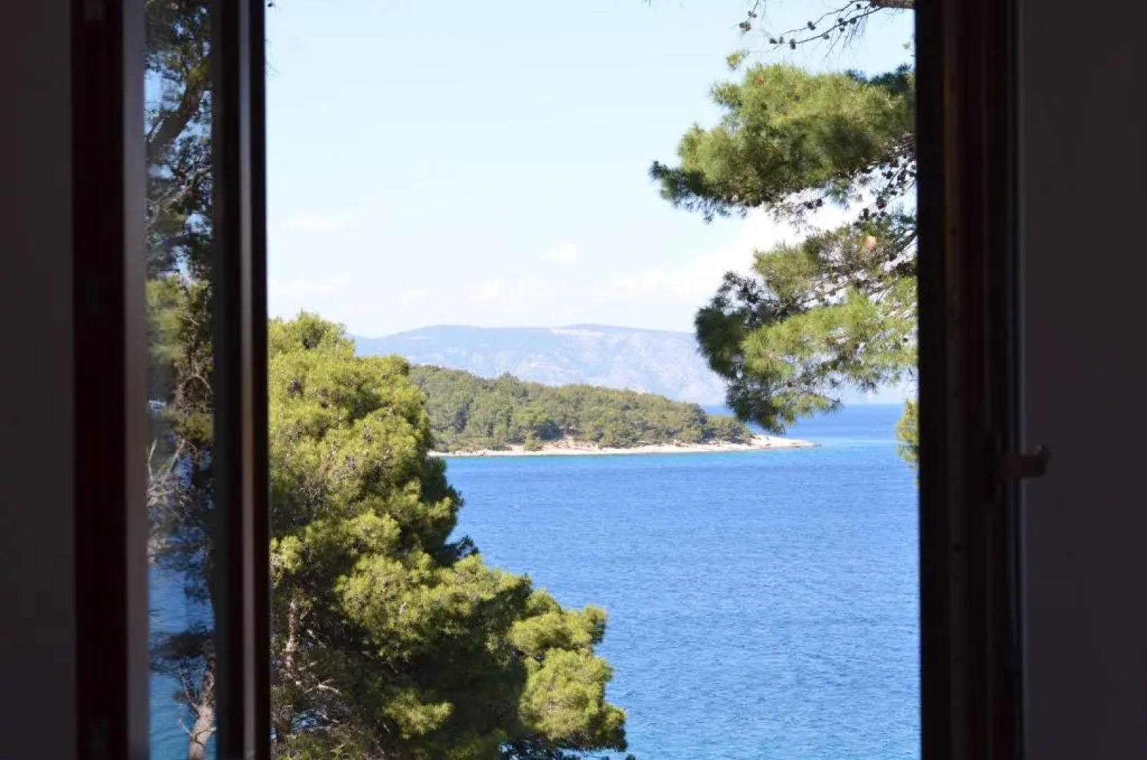 @Hvar Island Seaside Villa (1st row at seaside)