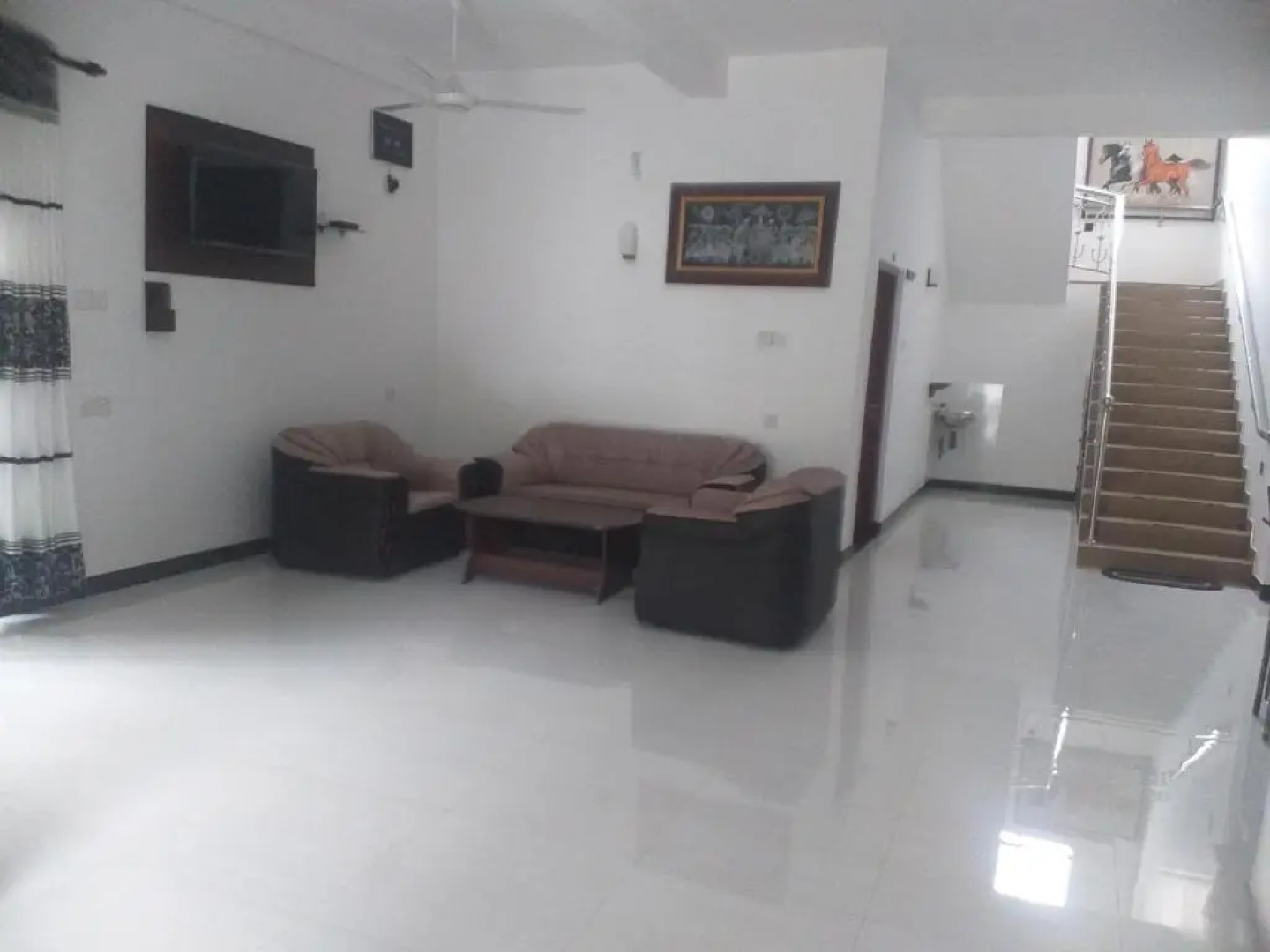 White Queen Residence