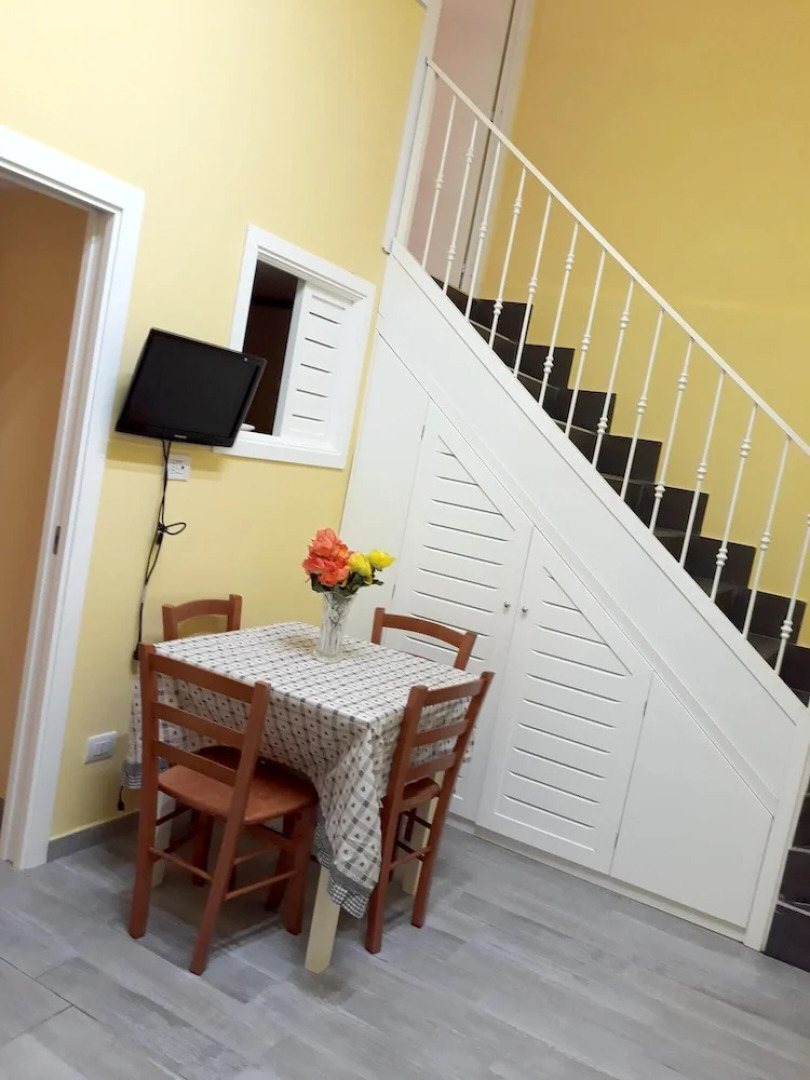 Apartment With 2 Bedrooms in Napoli, With Wifi