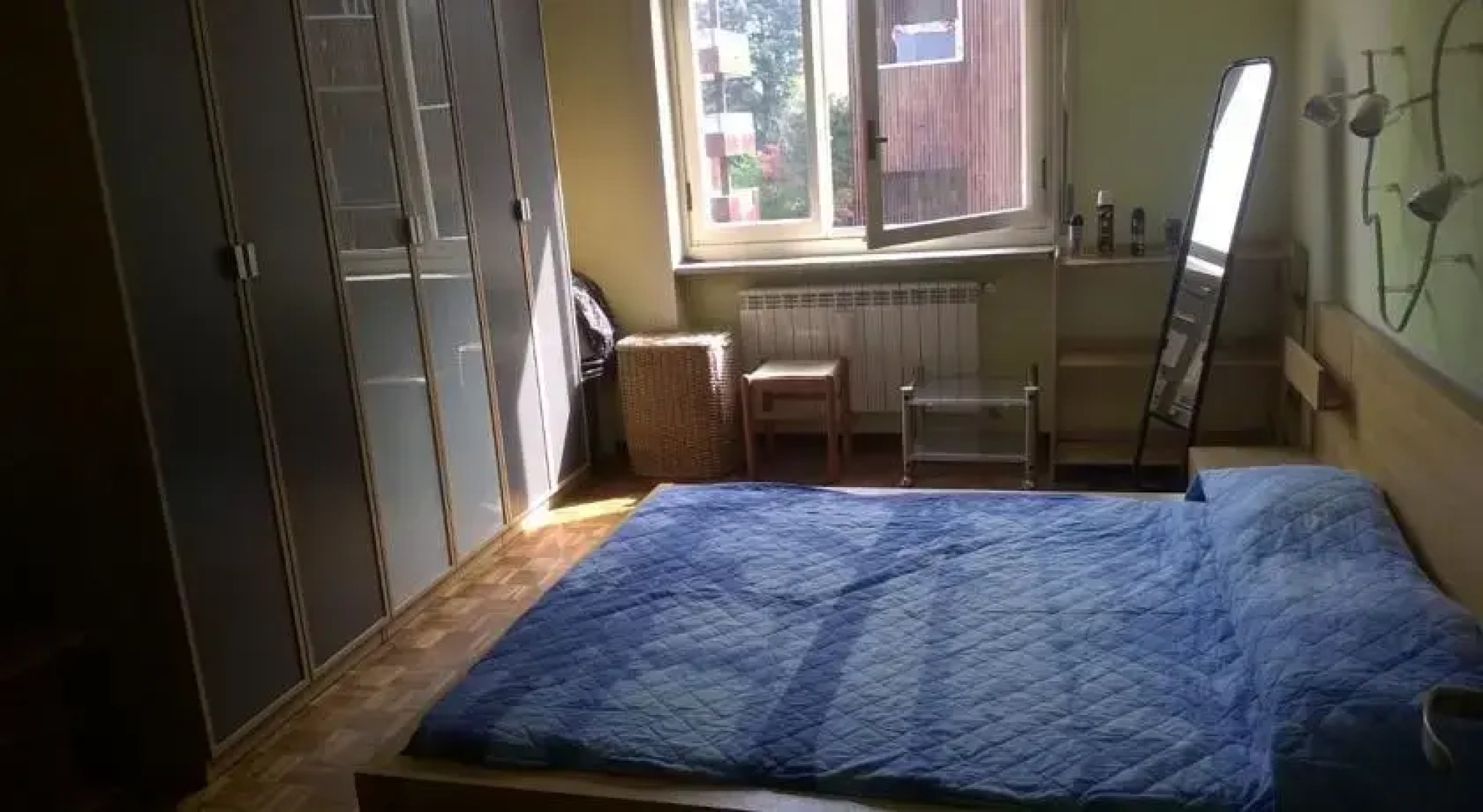 The Bon Vivants Home