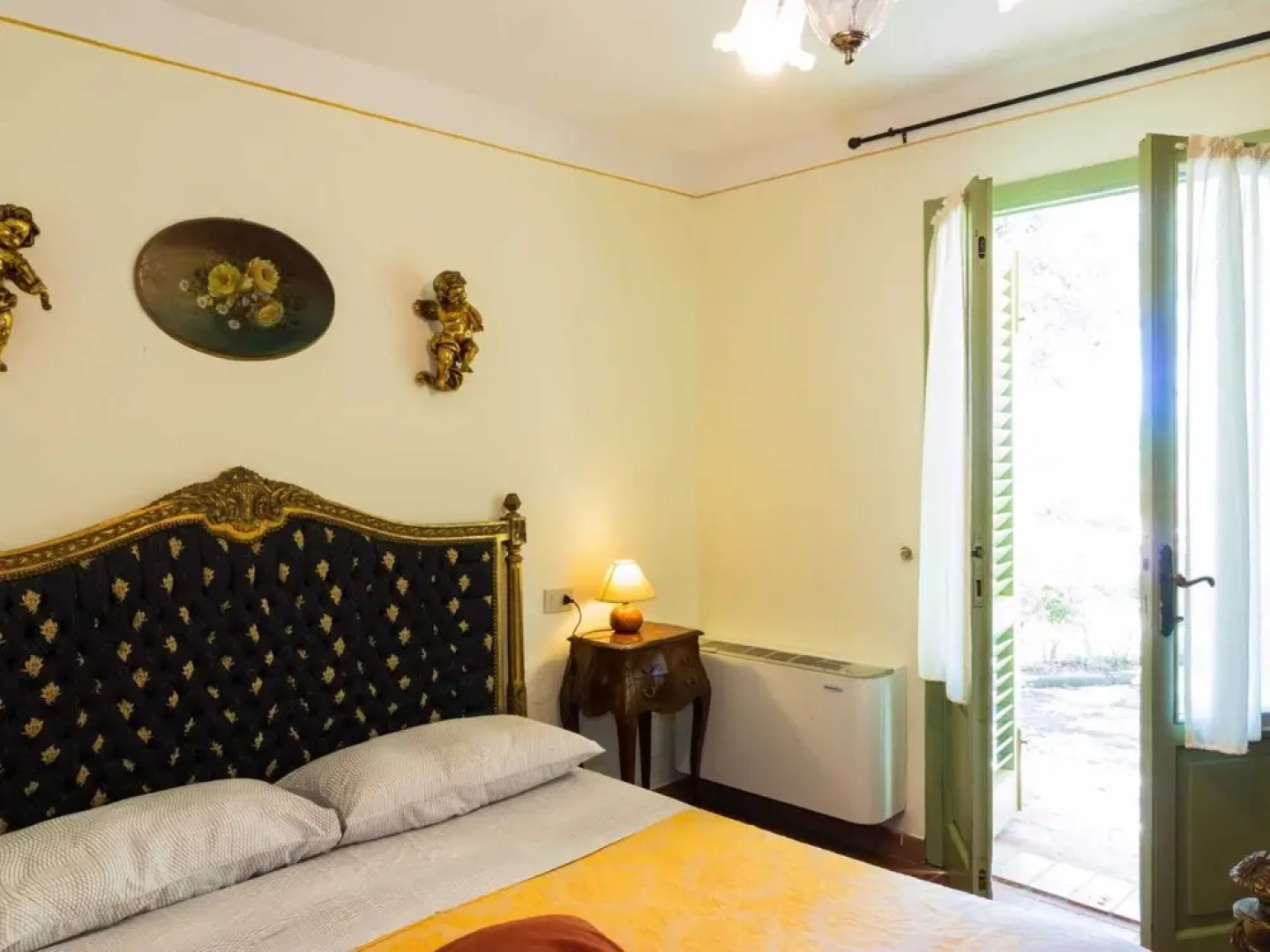 Nice Farmhouse in Montecatini Terme with Sauna & Hot Tub