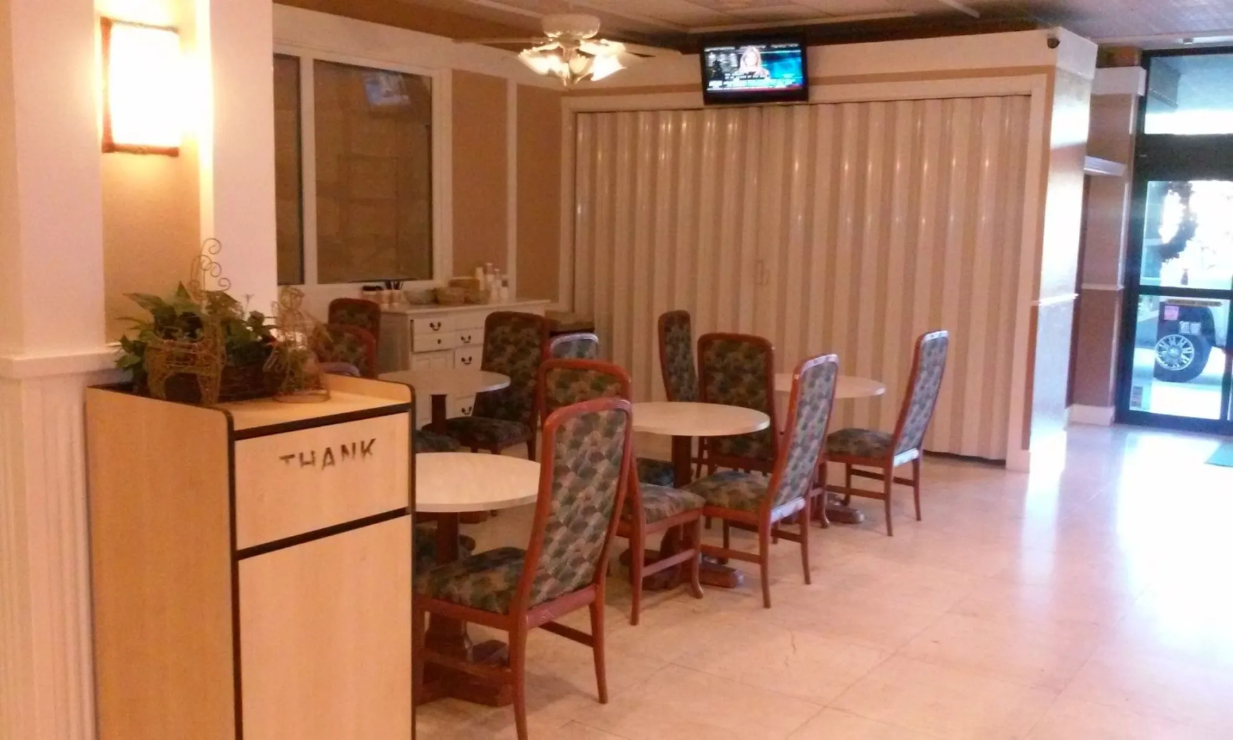 Imperial Swan Hotel & Suites