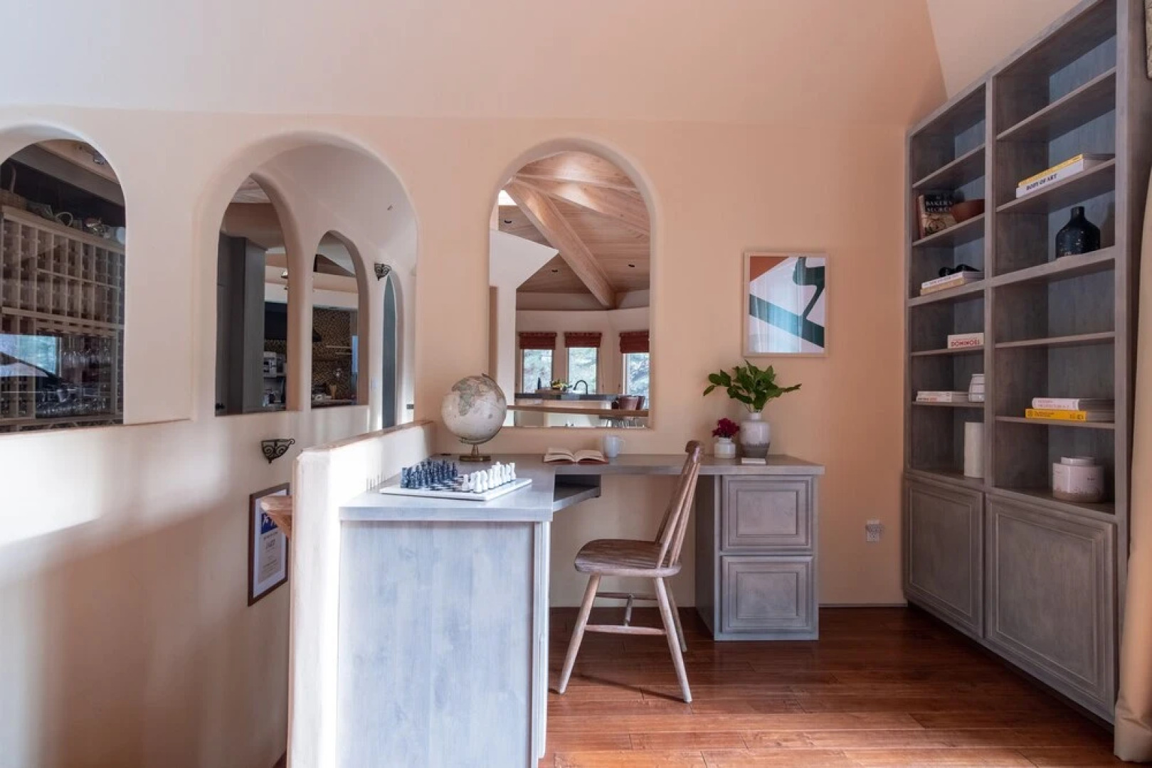 Ponderosa by Avantstay Spacious Cabin w/ Large Deck & Hot Tub 10min to Mtn