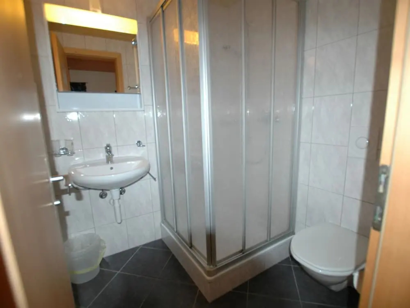 Comfortable Apartment at the Ground Floor, Terrace With View at the Wetterhorn