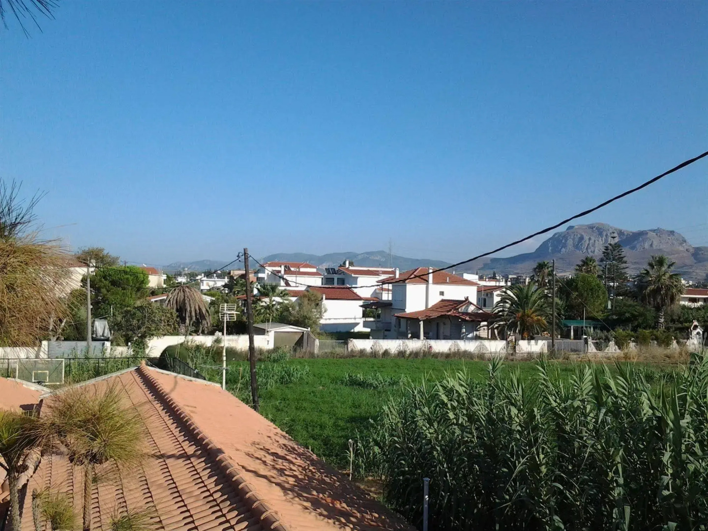 Chris Studios & Apartments