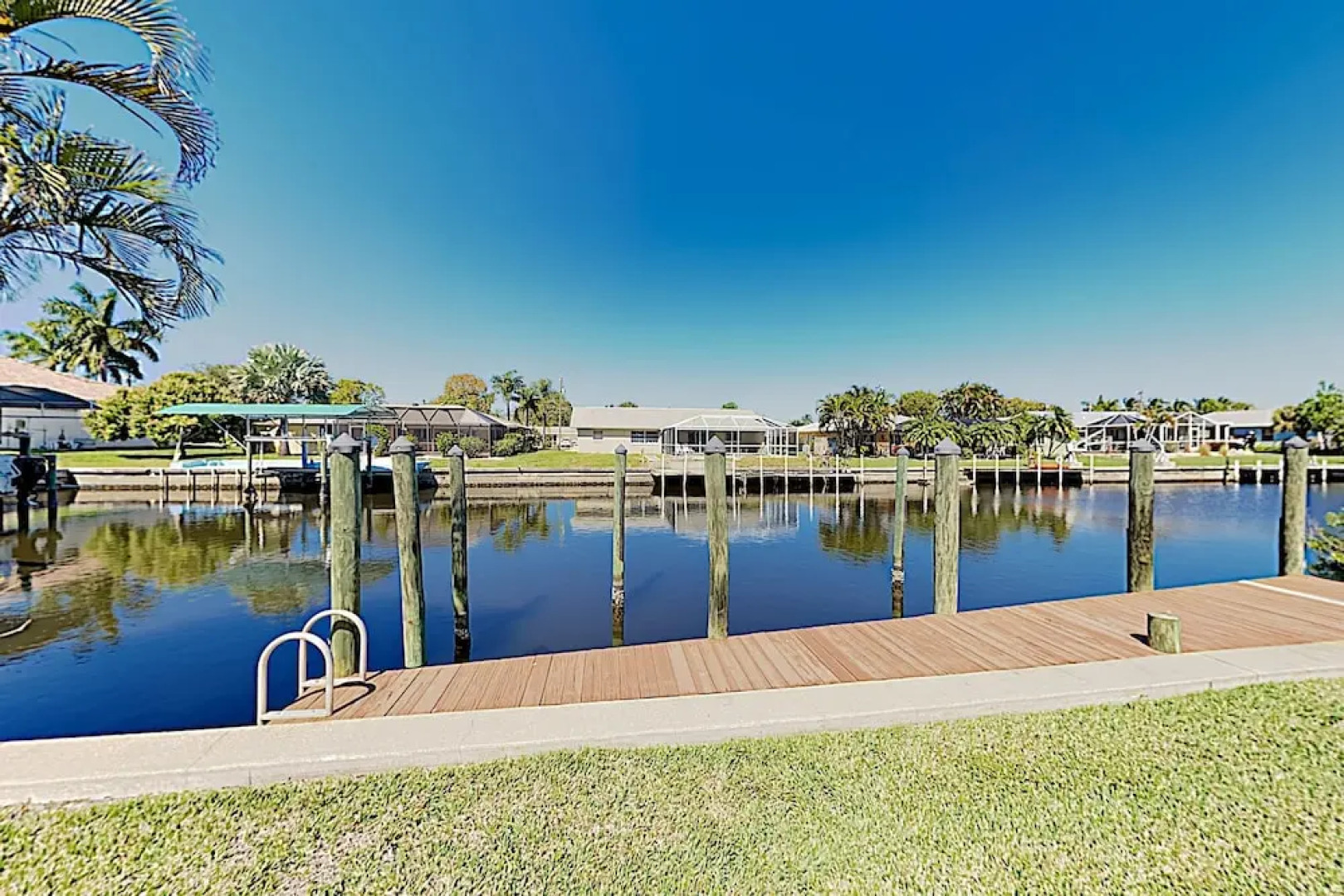 1744 North Fort Myers - 2 Br Home