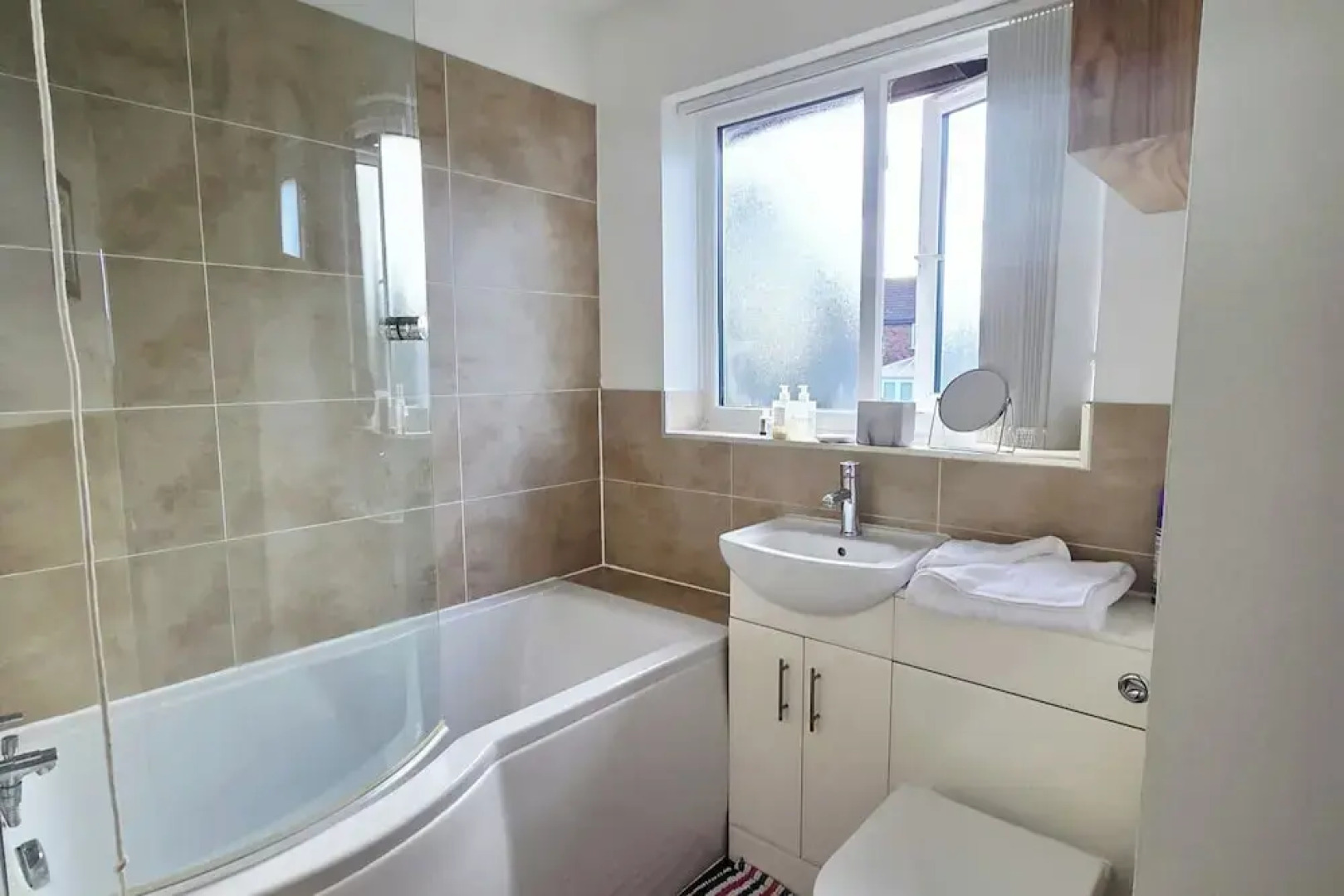 Willow Retreat - House in Burbage- Sleeps2- Garden