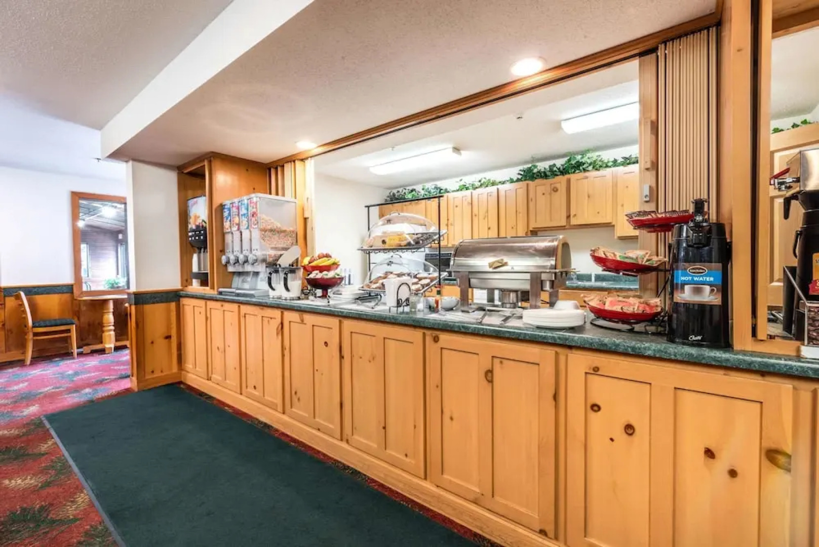 Ramada Summerset/Rapid City West