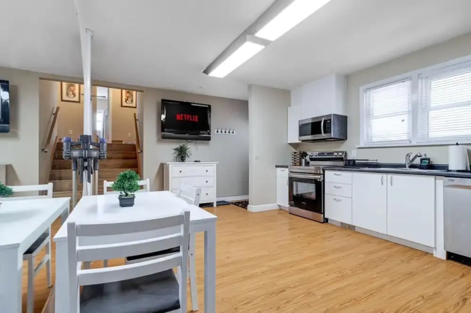 Charming 3BR Home in Quiet Kitchener Neighborhood