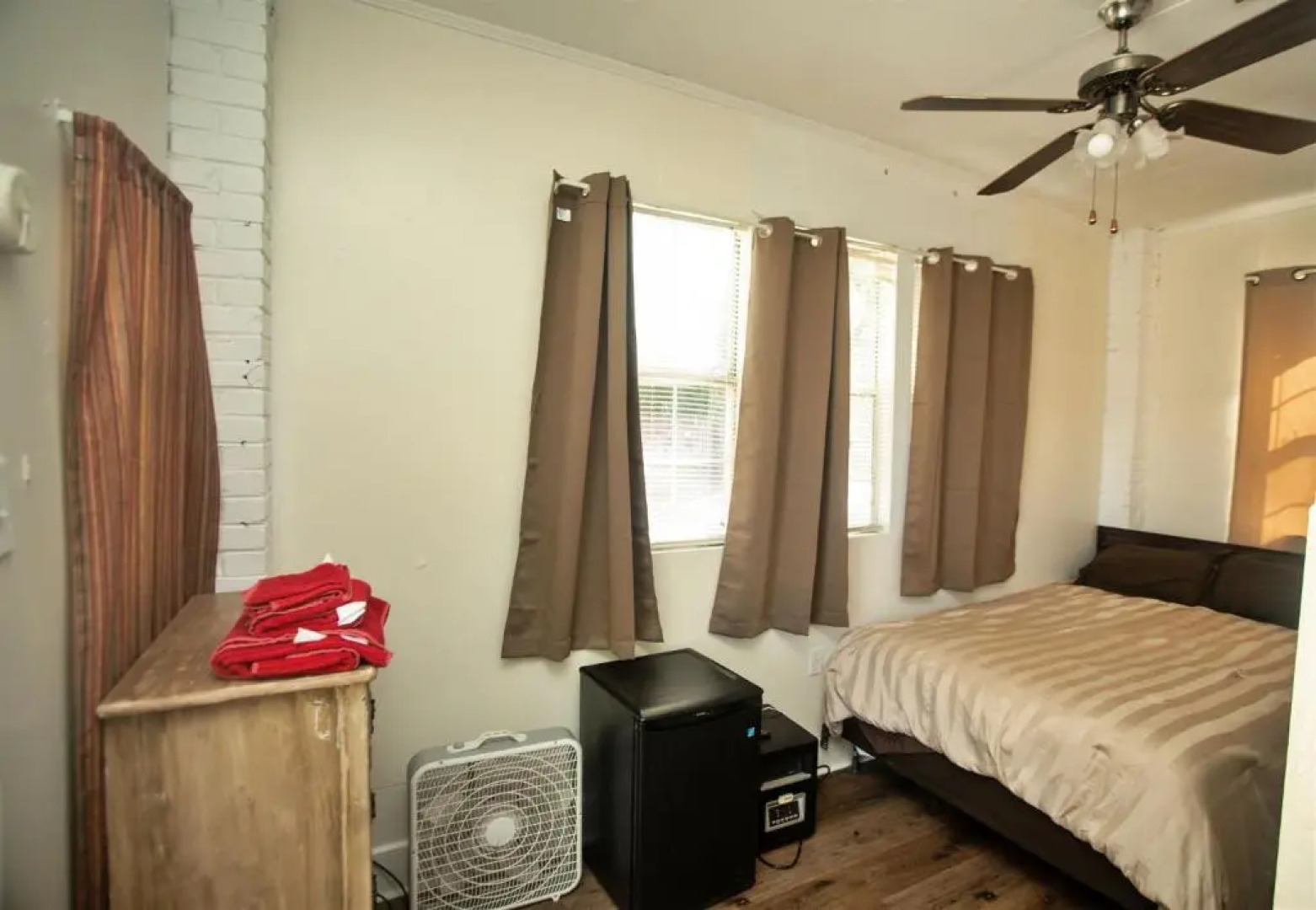 Historic House on the HillDownstairs ONLY