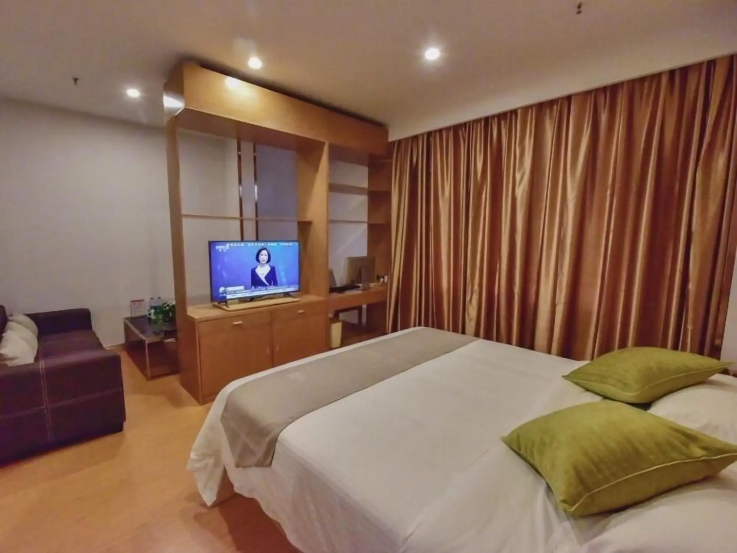 GreenTree Inn Huanggang Qichun Ouyada Plaza Selected Hotel