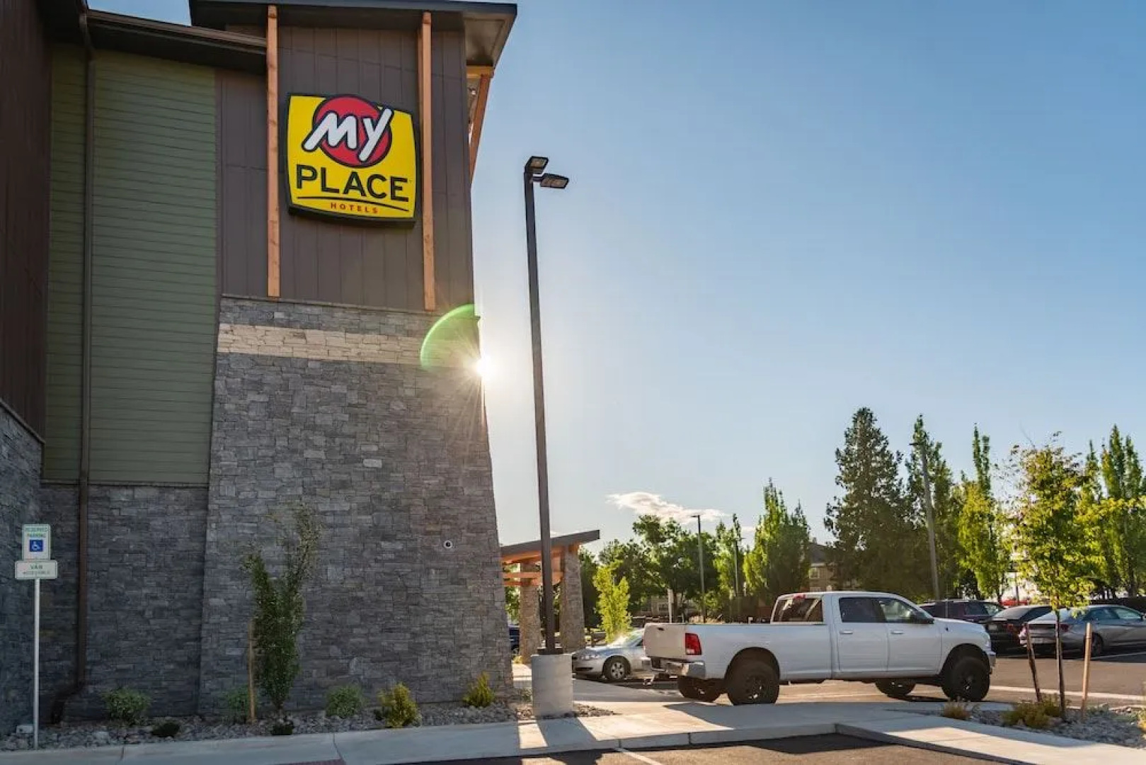 My Place Hotel Portland East