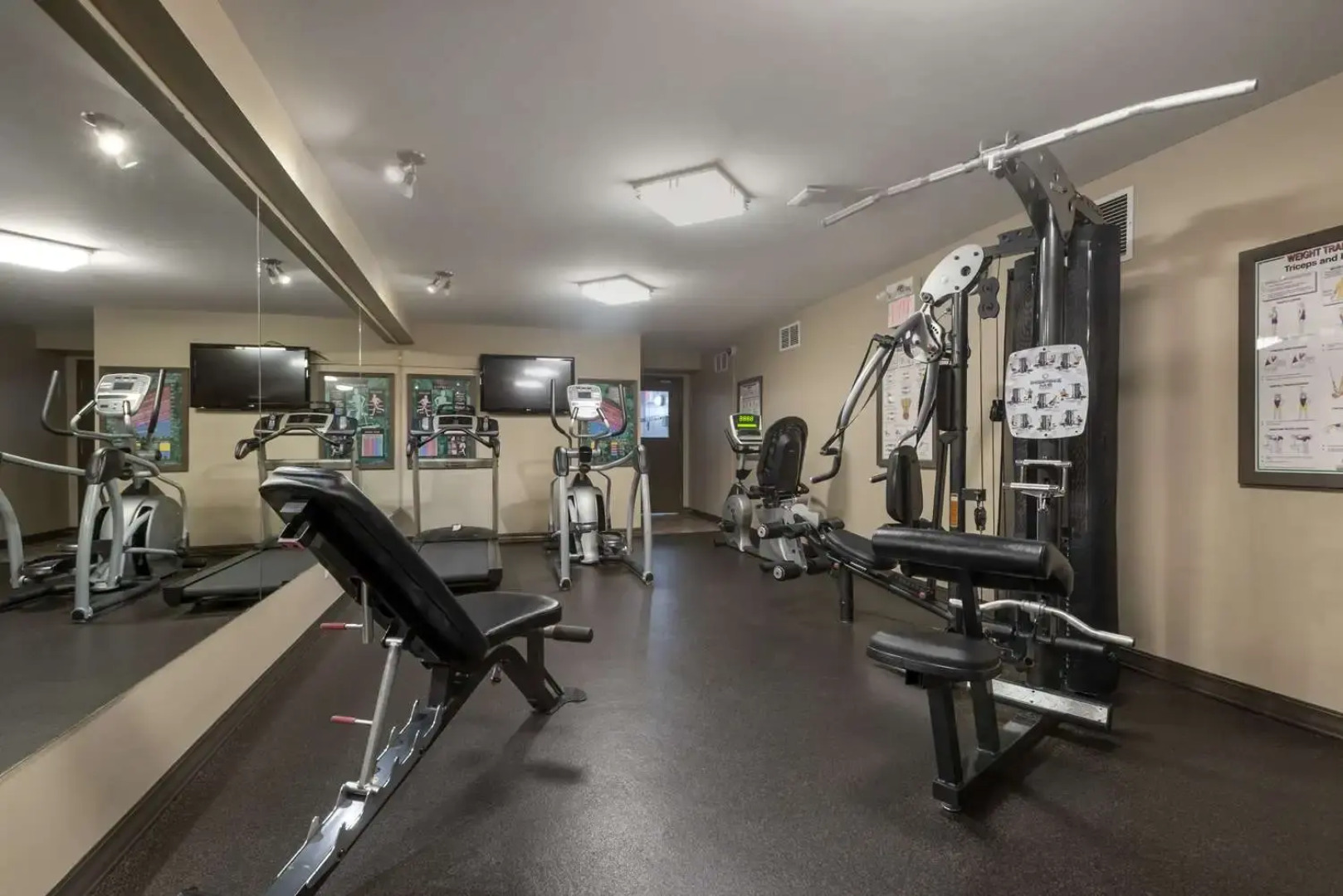 Best Western Plus Baker Street Inn