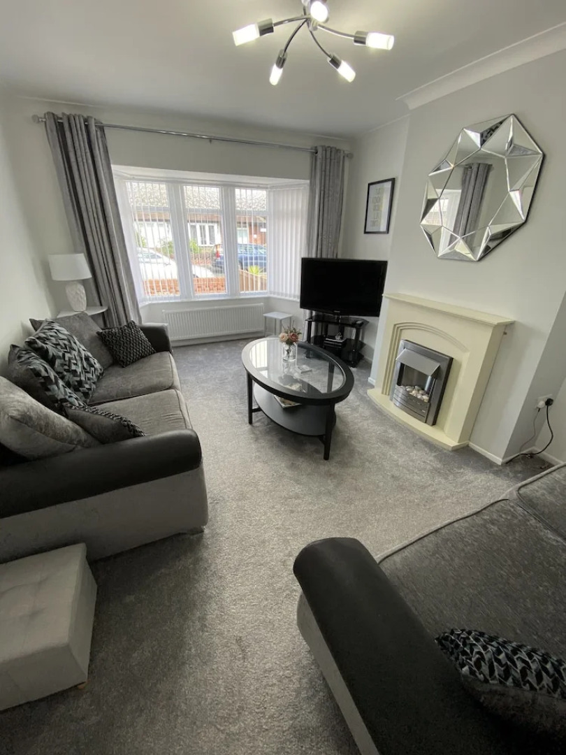 Inviting 2-Bed Bungalow