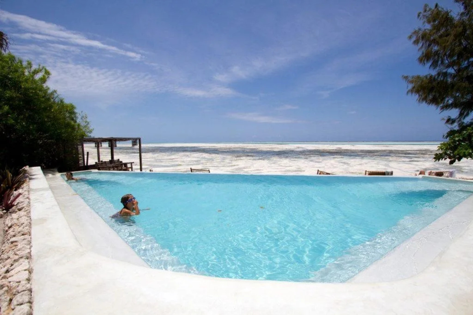 Coral Rocks Hotel & Restaurant