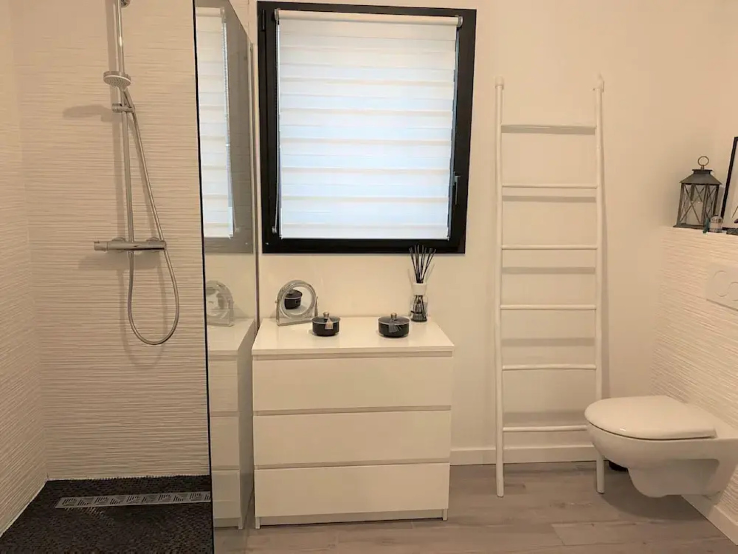 Beautiful House With Heated Pool, Ploemeur