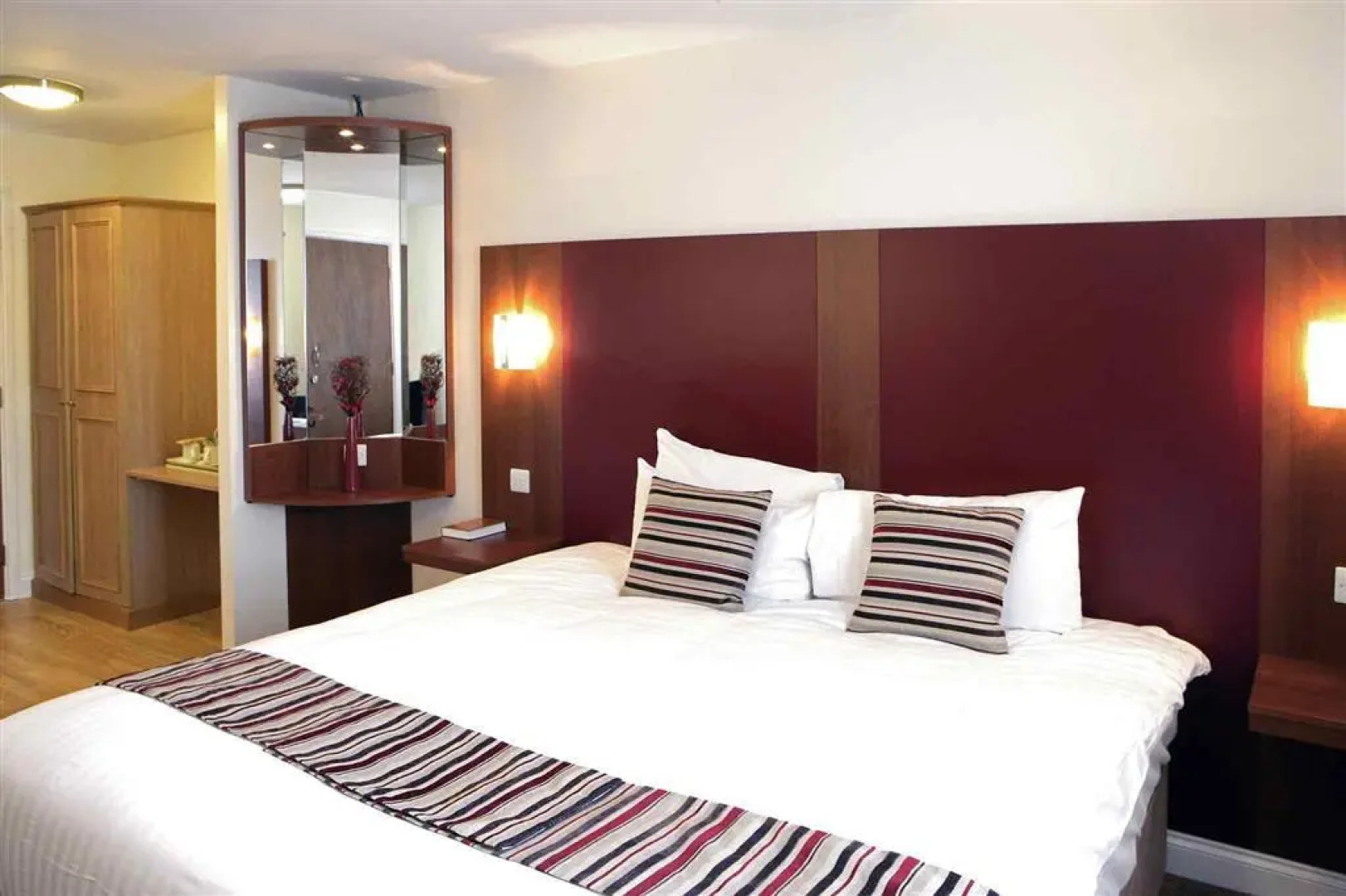 Mercure Swindon South Marston Hotel & Spa