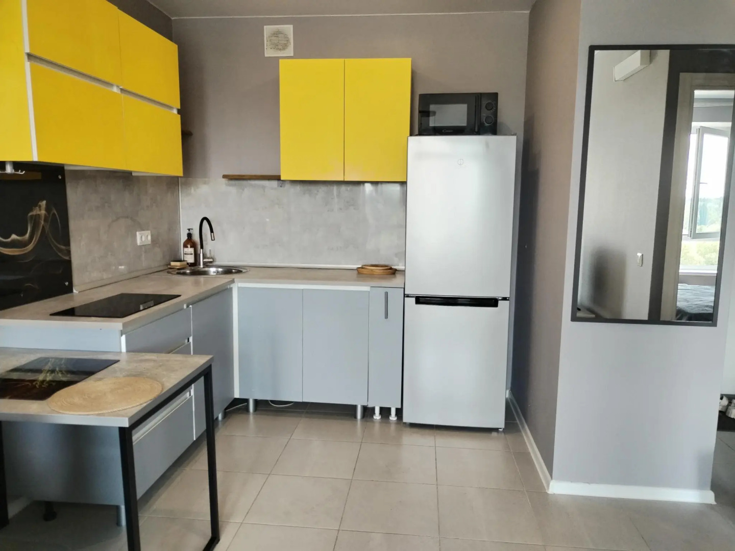 Апартаменты на проспекте Новосередневский 19