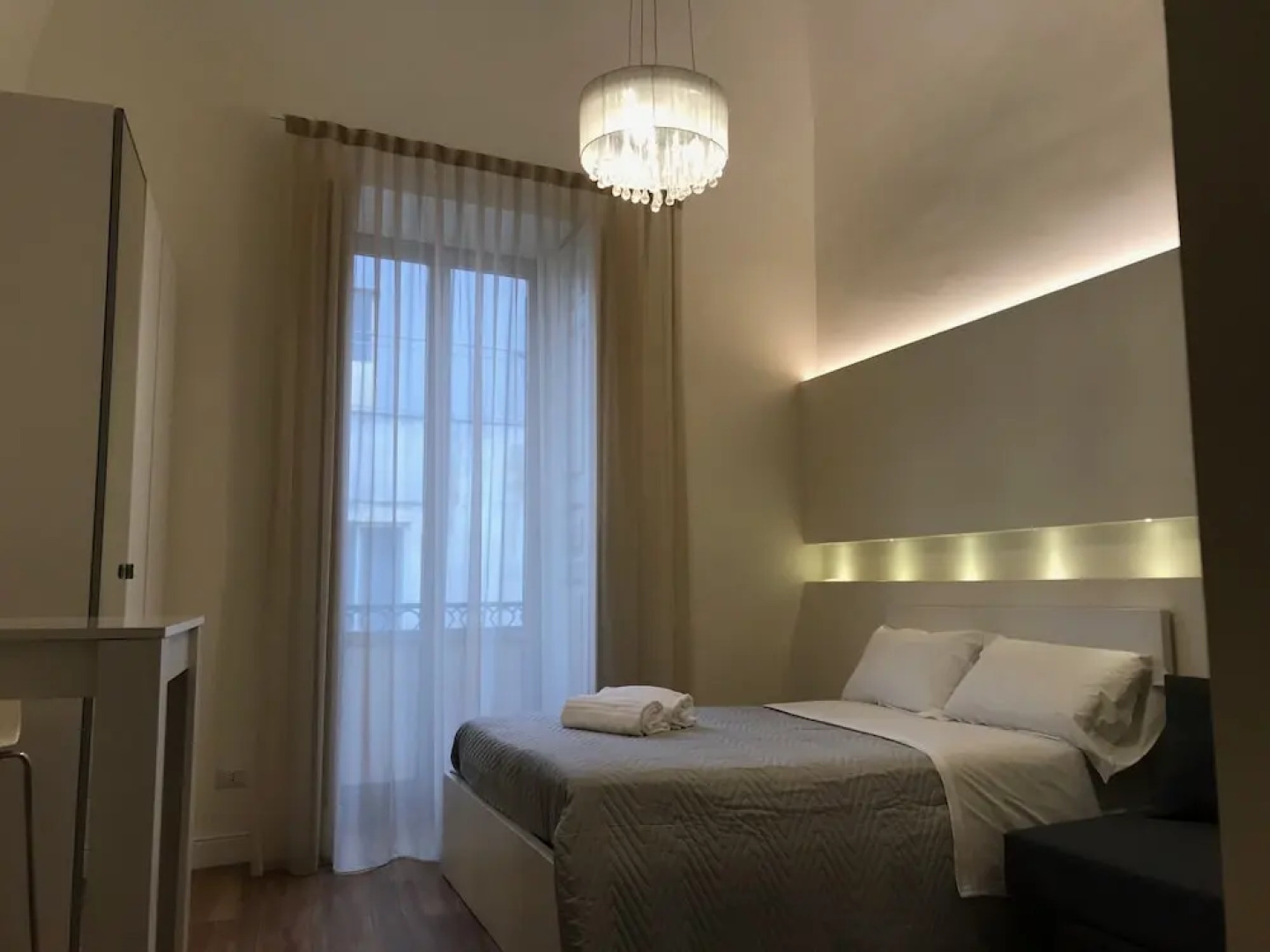 Motta Palace Apartments and Rooms