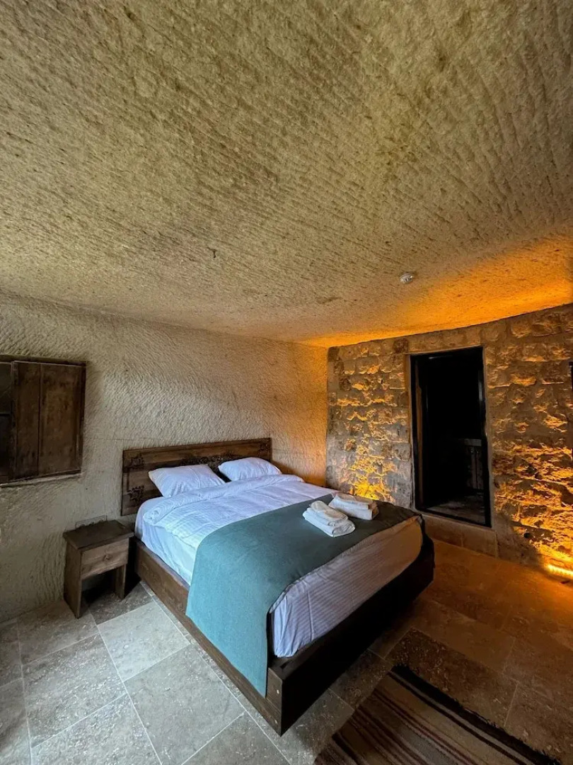 Kayaharman Cave Suites