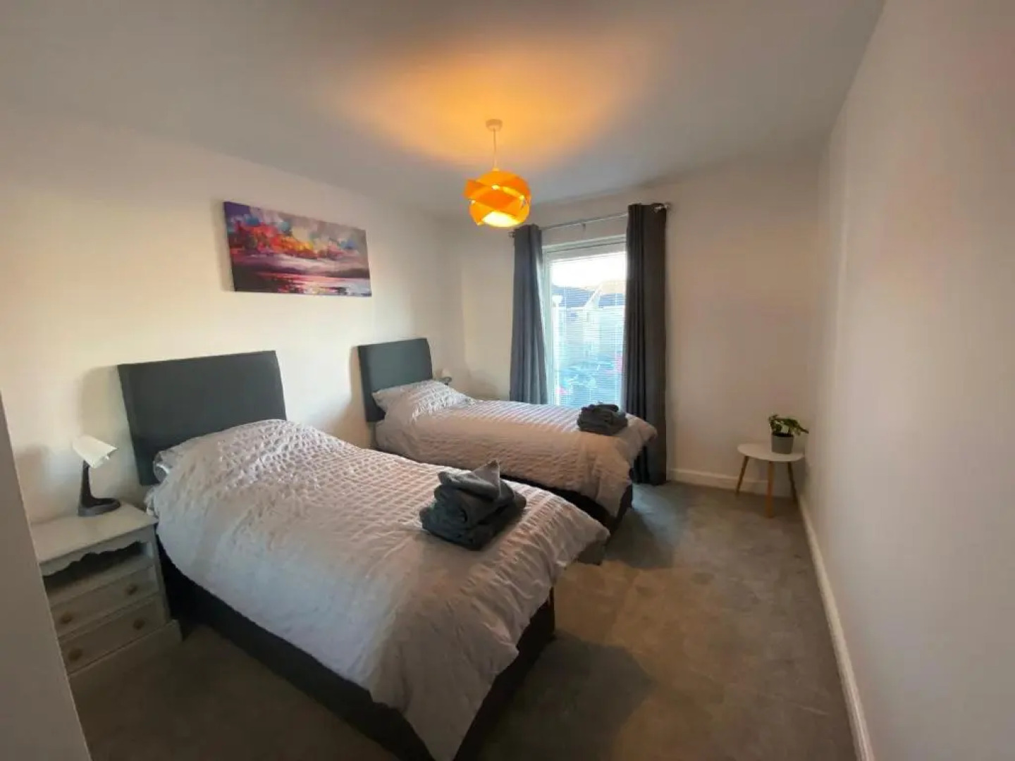 The Duplex Nairn- Spacious 3 Bedroom with sunny balcony