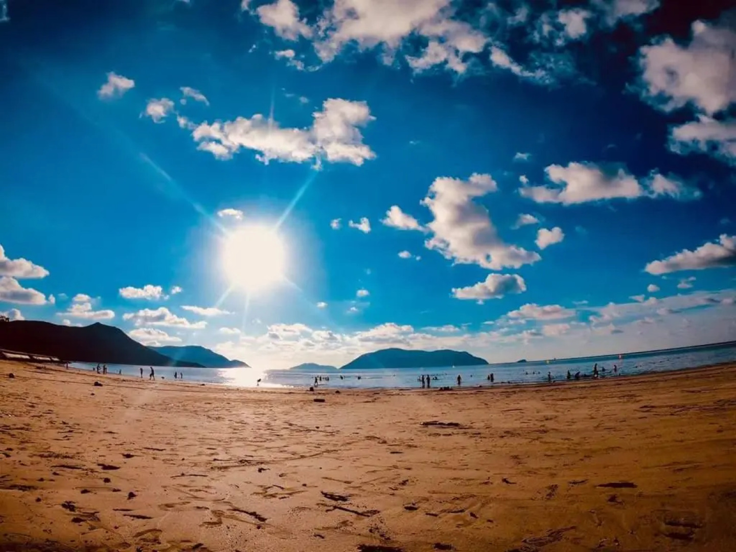 Hoang Gia Hotel Con Đao