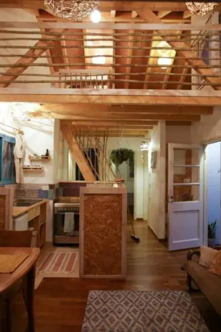 Blue House In The Woods- Amirim