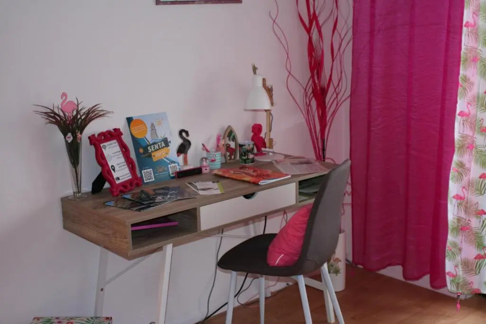 Pink Flamingo Nest - unique design apartment