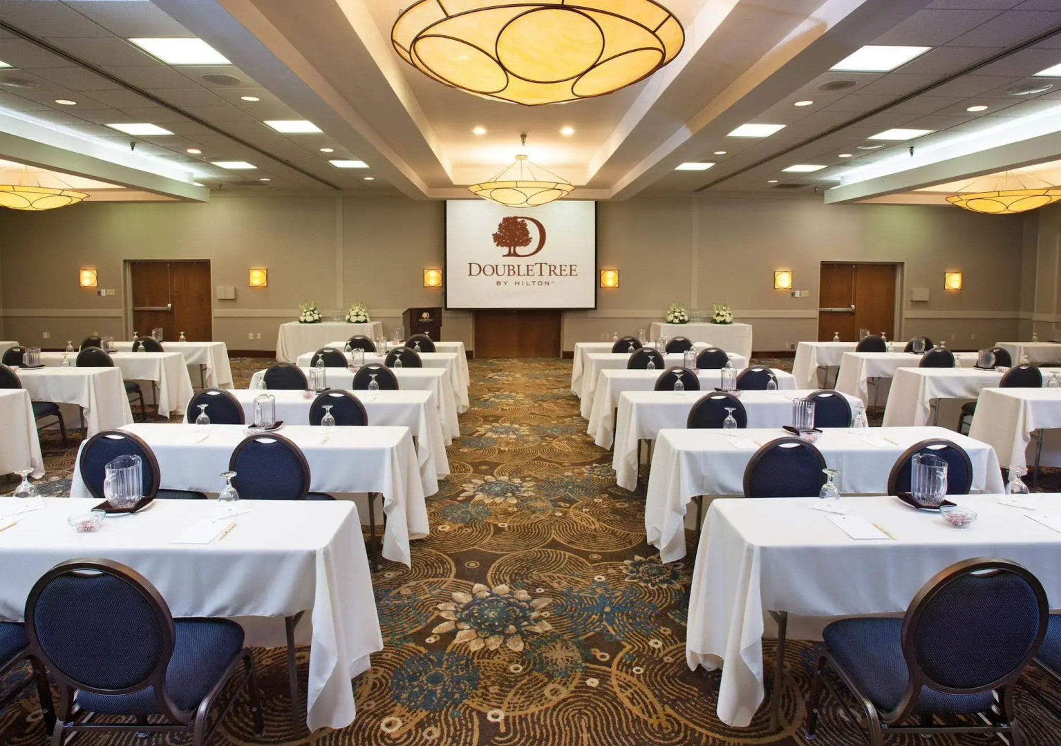 DoubleTree by Hilton Hotel Johnson City