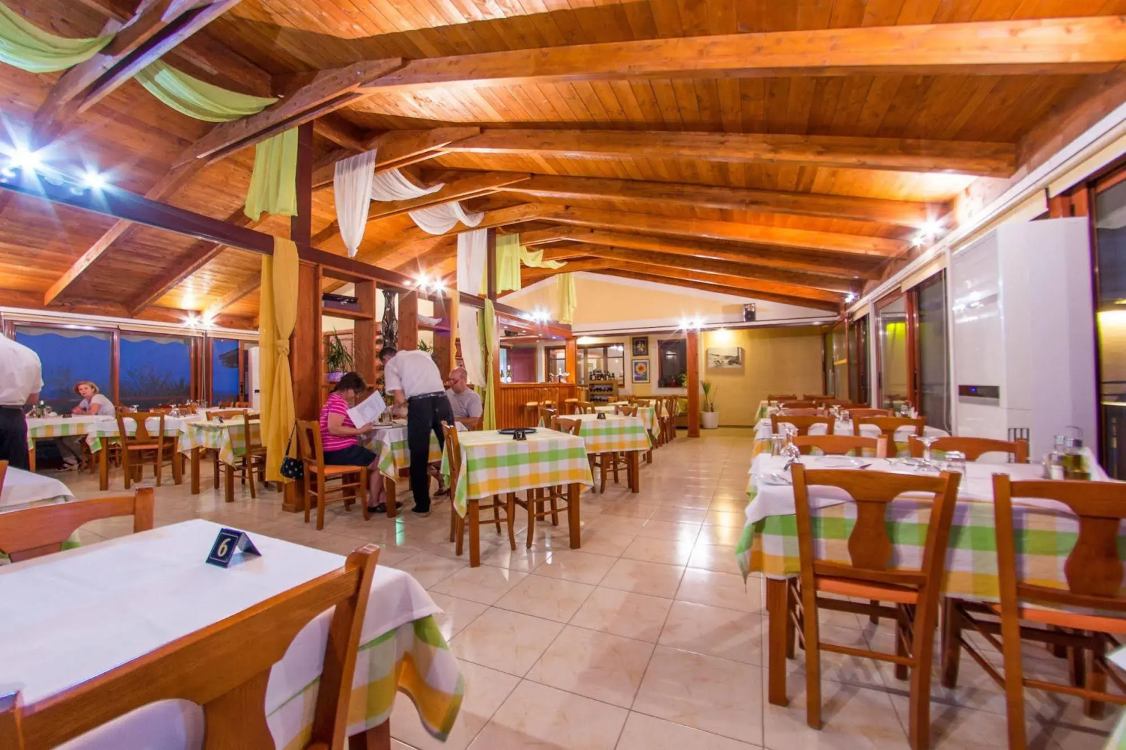 Sea View Village - Studios & Apartments