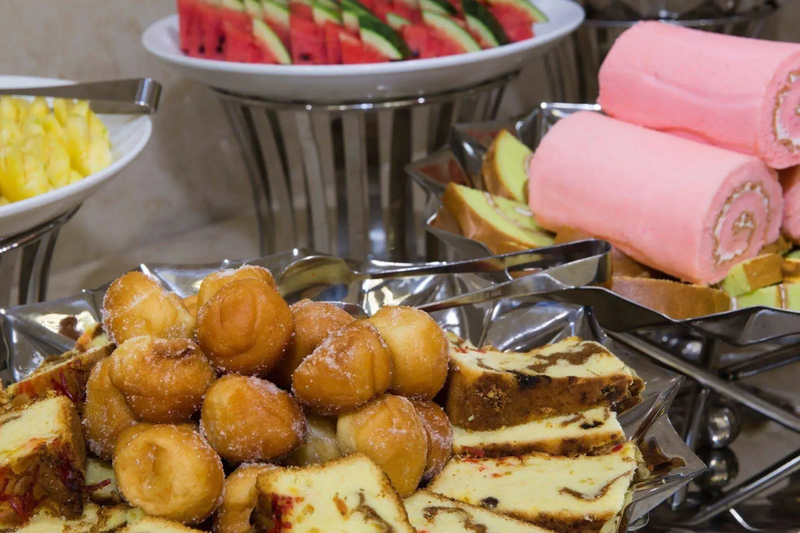 Paris Nha Trang Hotel & Apartment