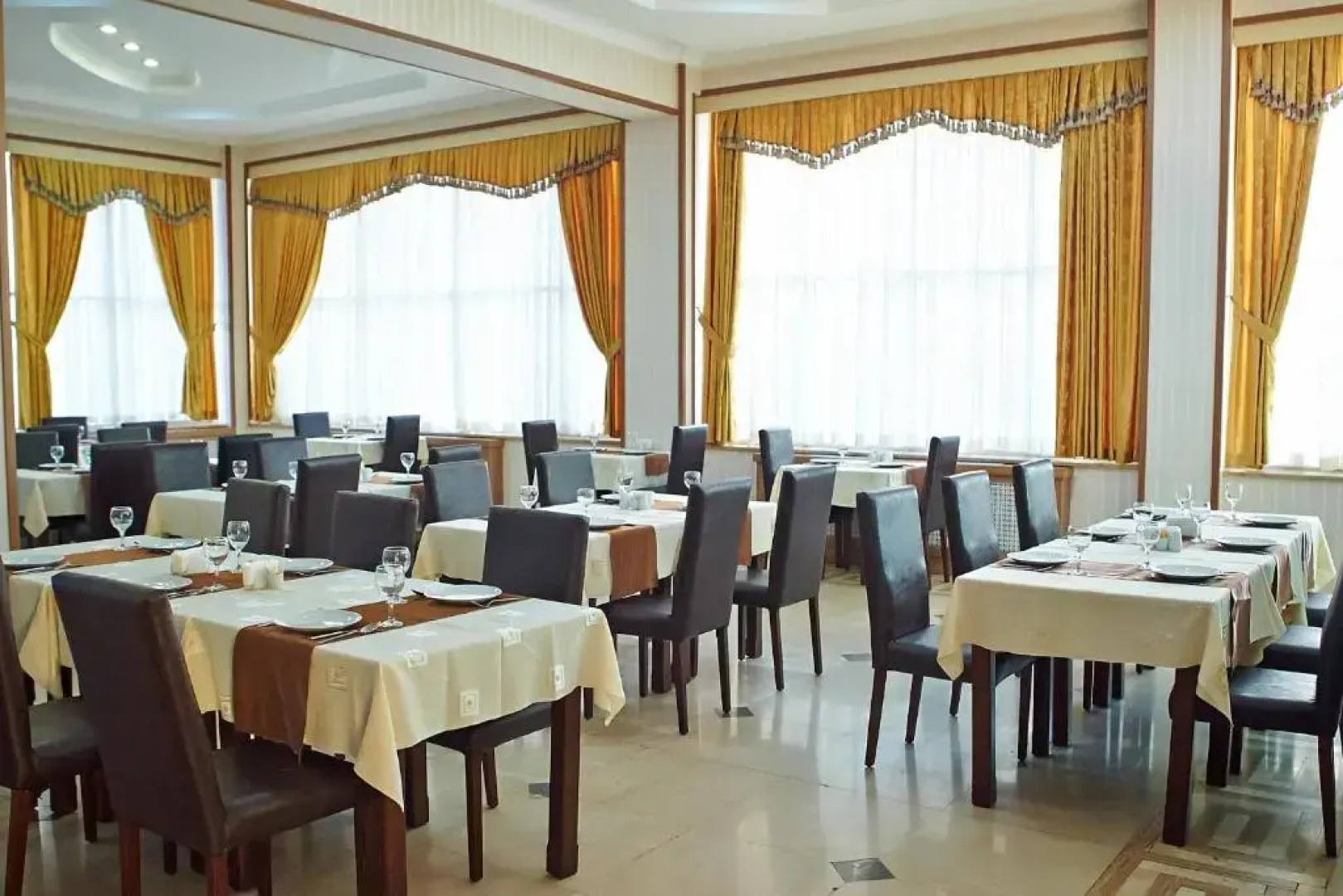 Grand Nakhchivan Hotel