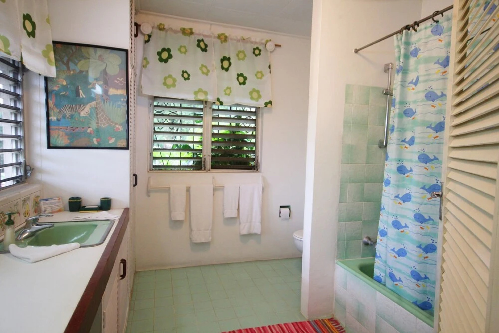 Beachfront Classic 3-bed House - Whitecaps by BSL Rentals