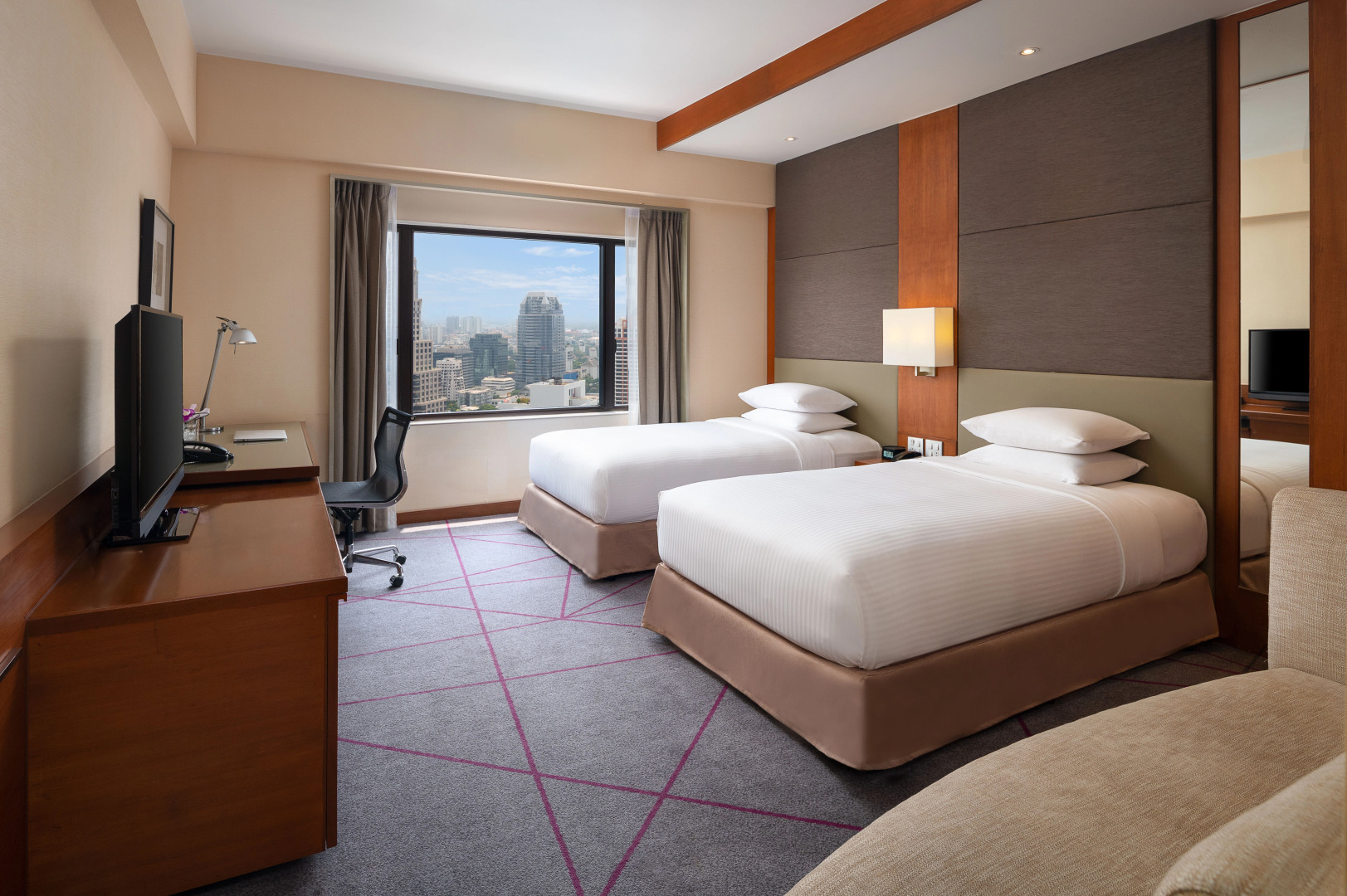 Crowne Plaza Bangkok Lumpini Park by IHG