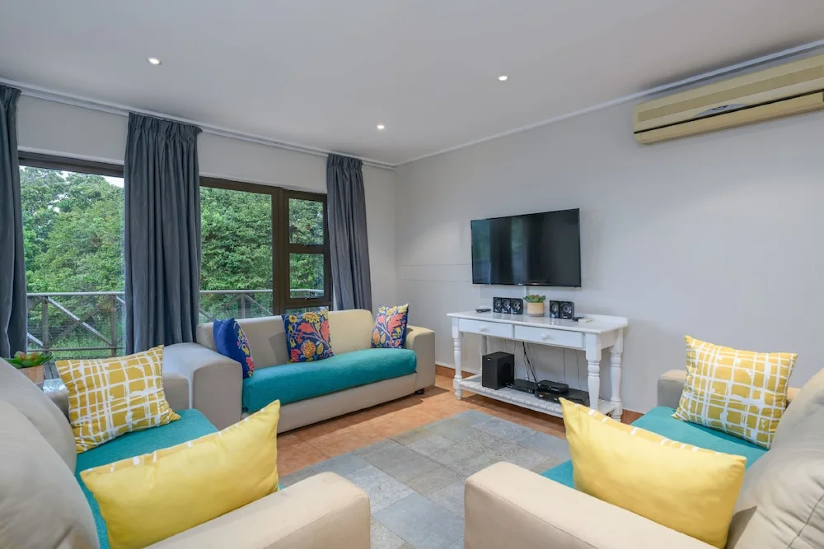 San Lameer Villa Rentals 14105