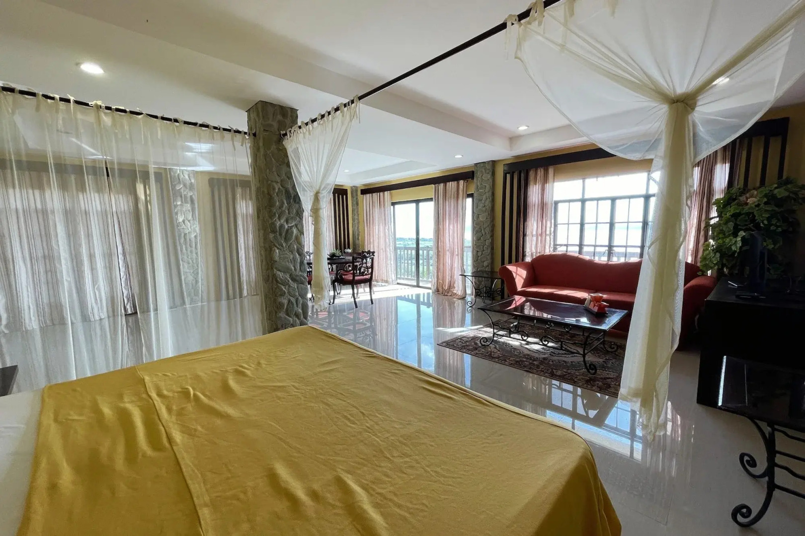 Punta de Fabian powered by Cocotel