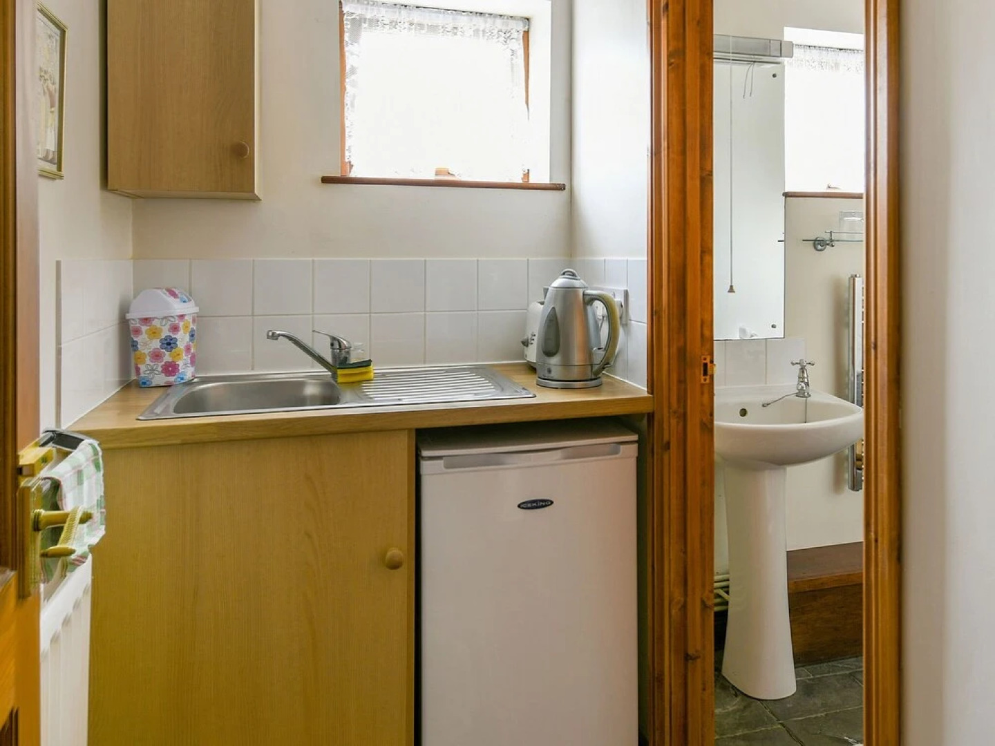 Lovely Holiday Home in Lydbury With Garden